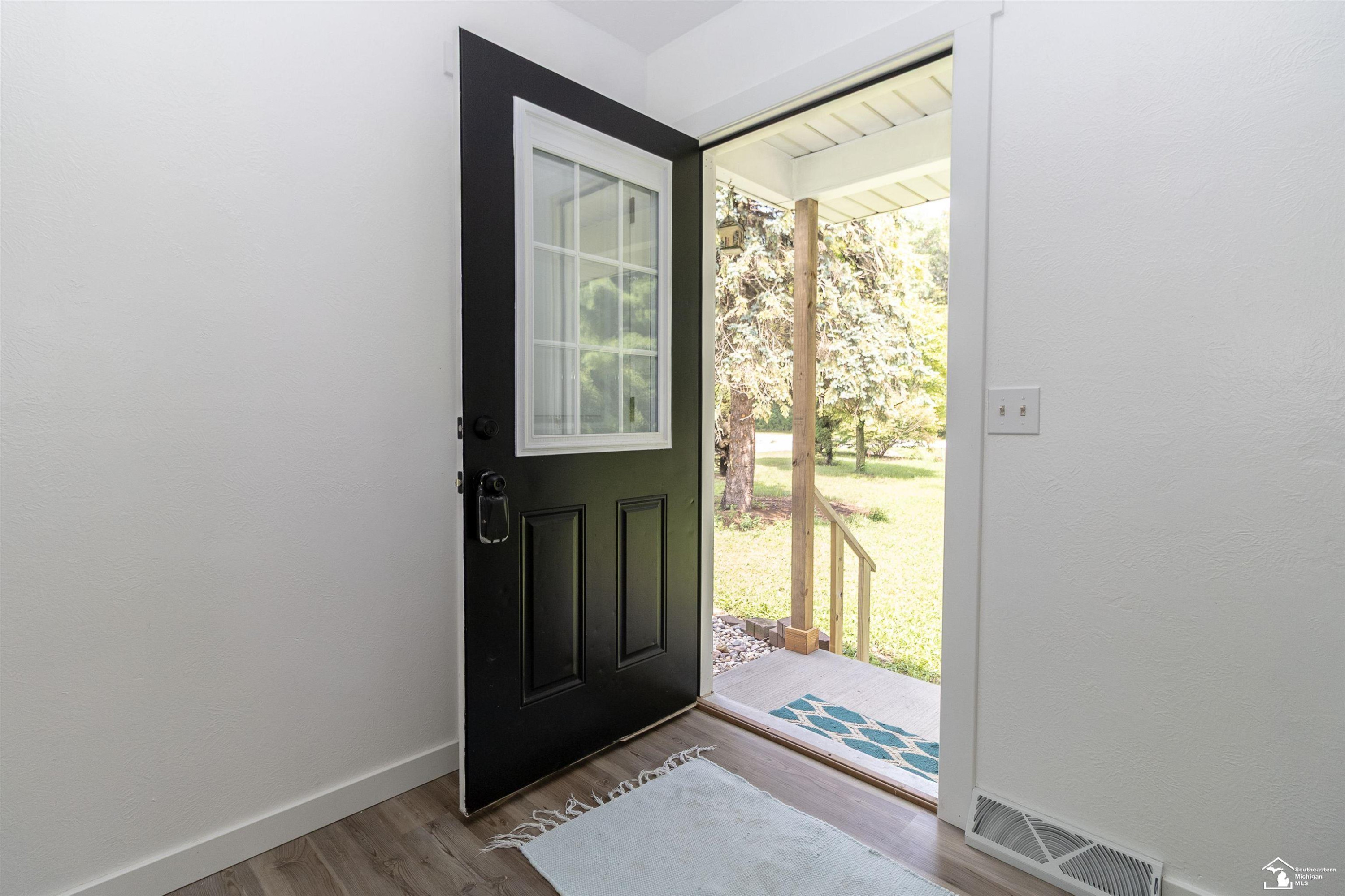 5106 Wells Road, Petersburg, MI 49270 — Photo 8