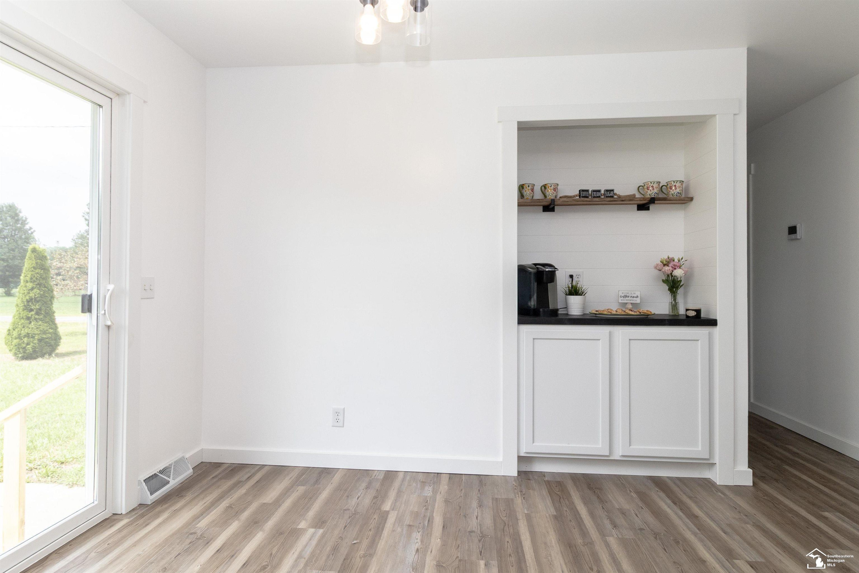 5106 Wells Road, Petersburg, MI 49270 — Photo 13