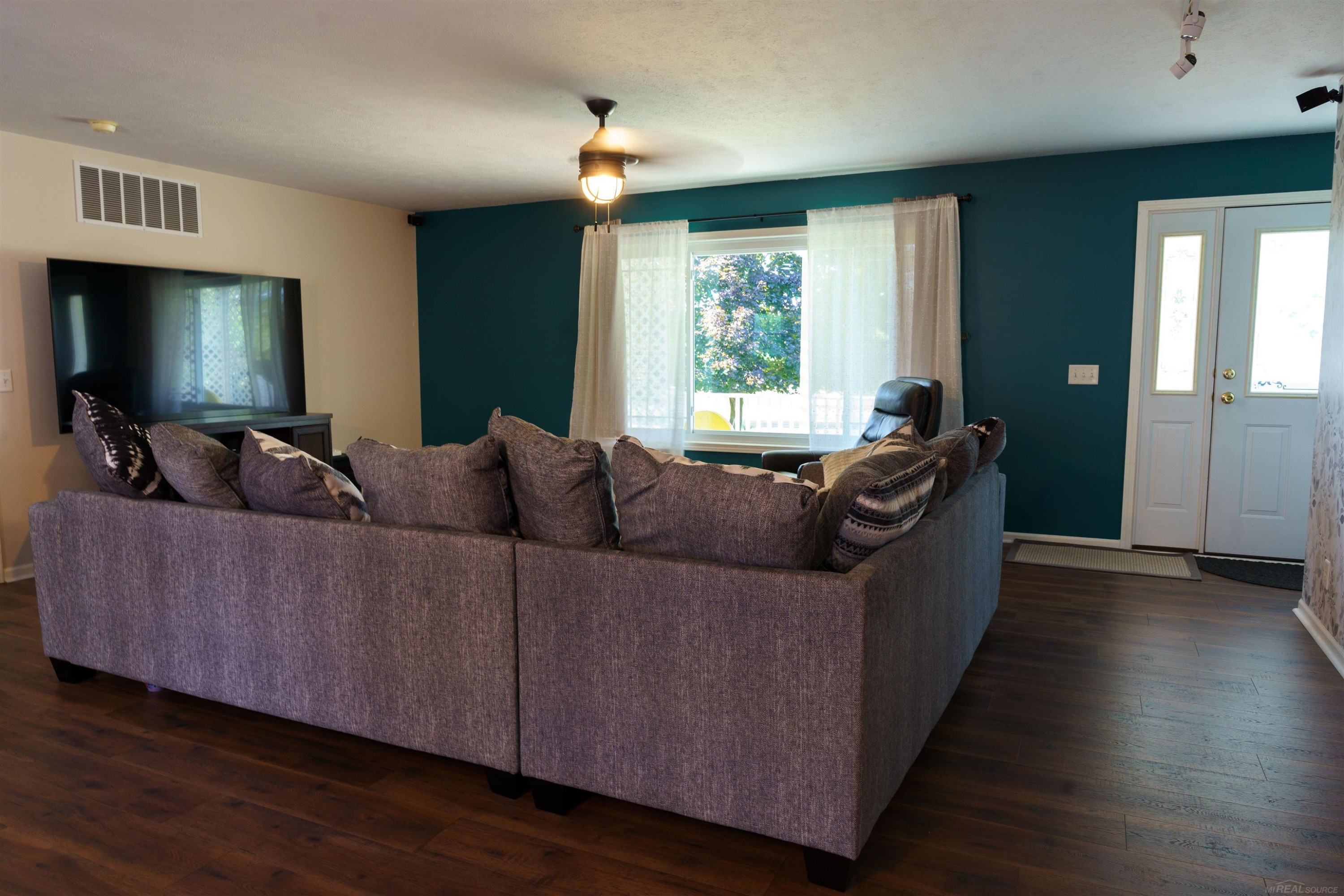 1205 Grosvenor Road, Grass Lake, MI 49240 — Photo 8