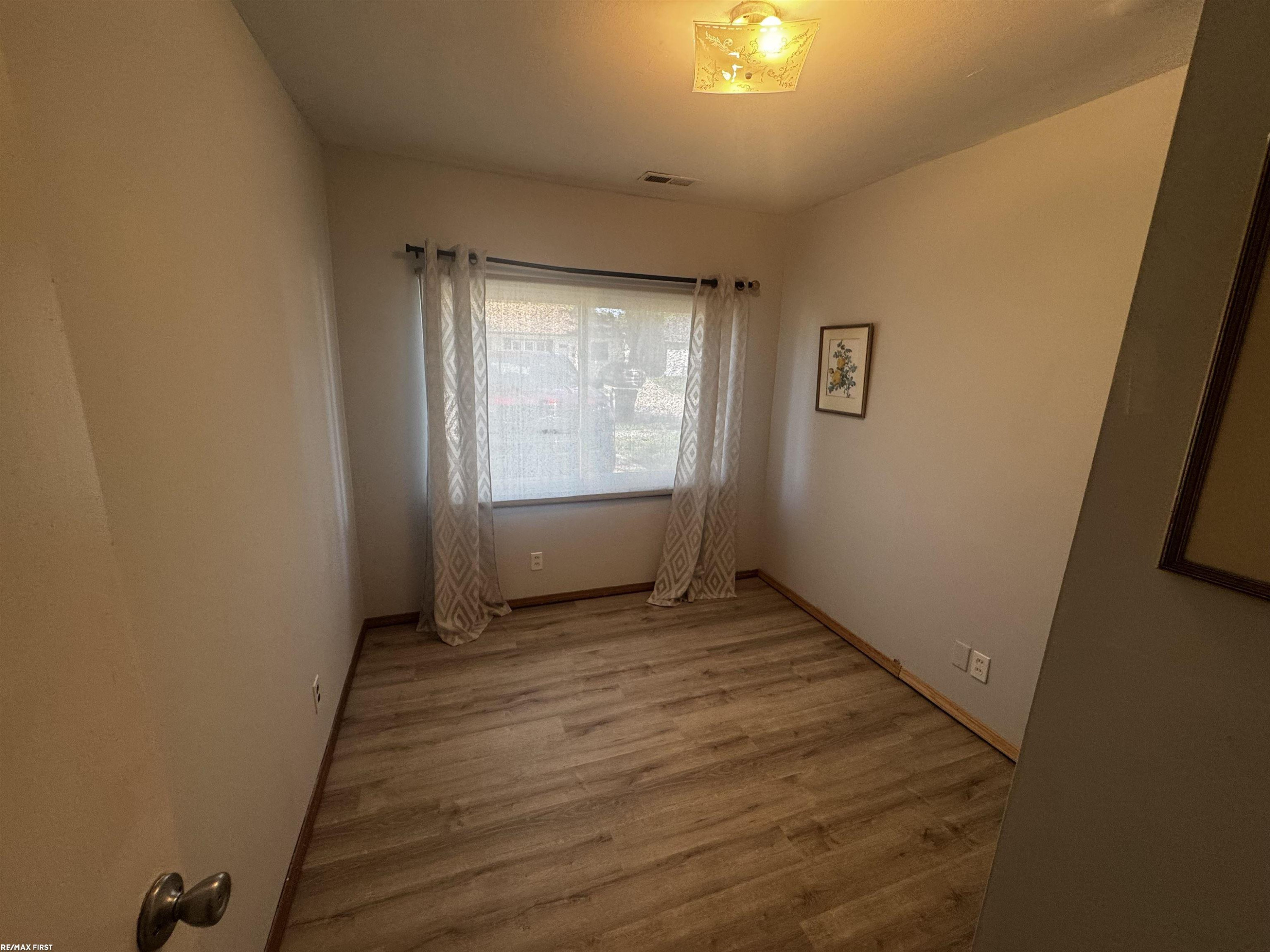 26621 KATHY Street, Roseville, MI 48066 — Photo 9