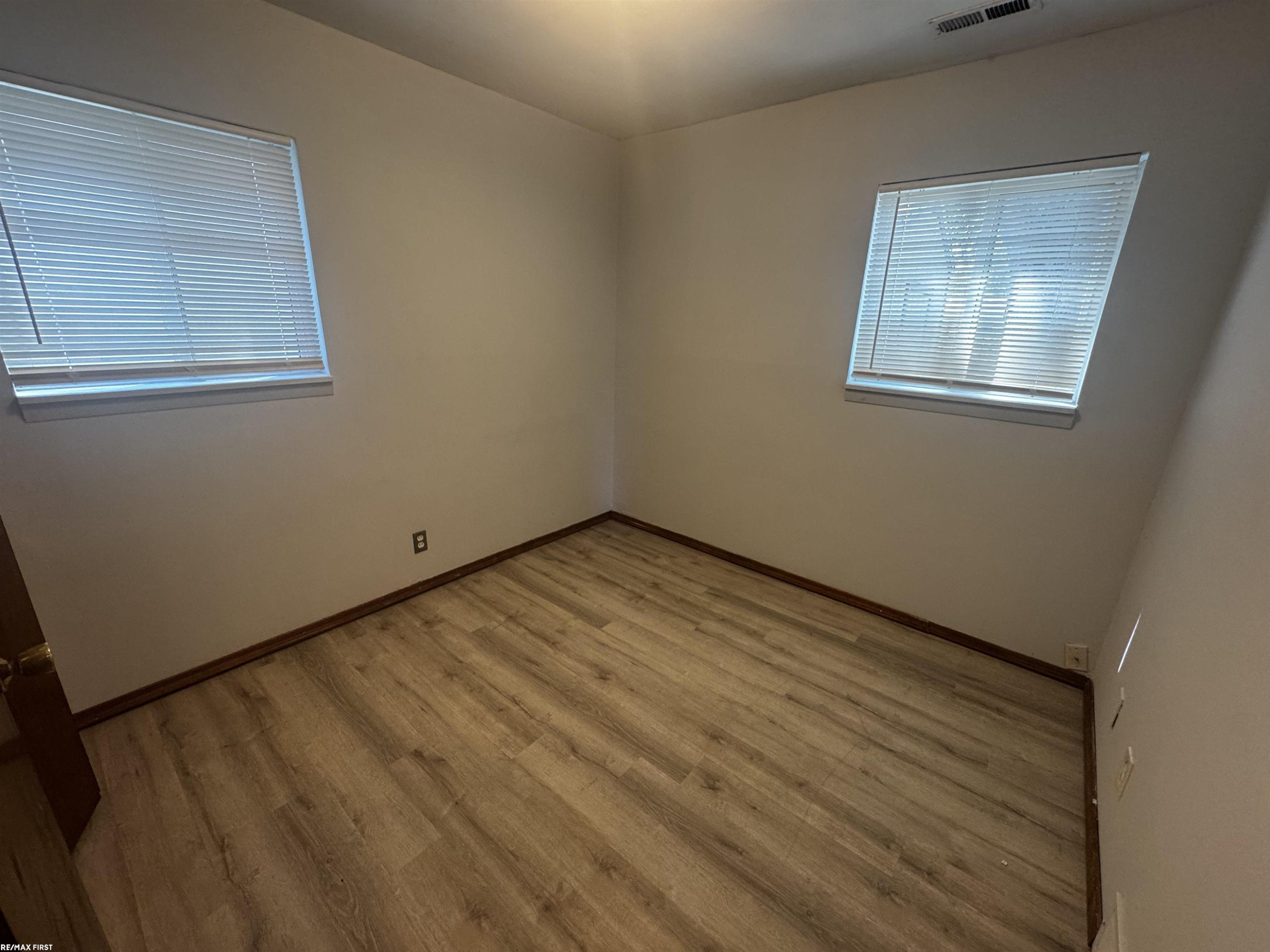 26621 KATHY Street, Roseville, MI 48066 — Photo 11