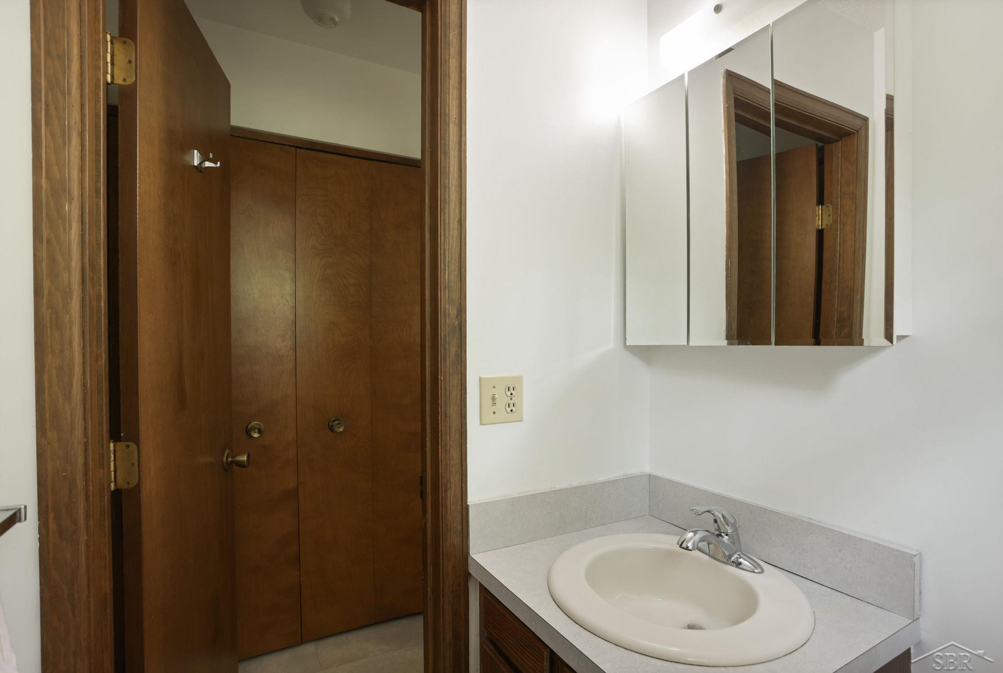 6355 W Freeland Road, Freeland, MI 48623 — Photo 16
