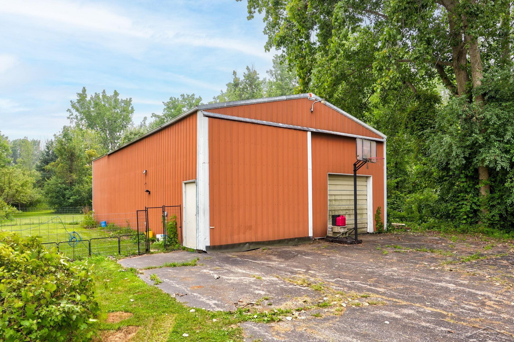 6355 W Freeland Road, Freeland, MI 48623 — Photo 31