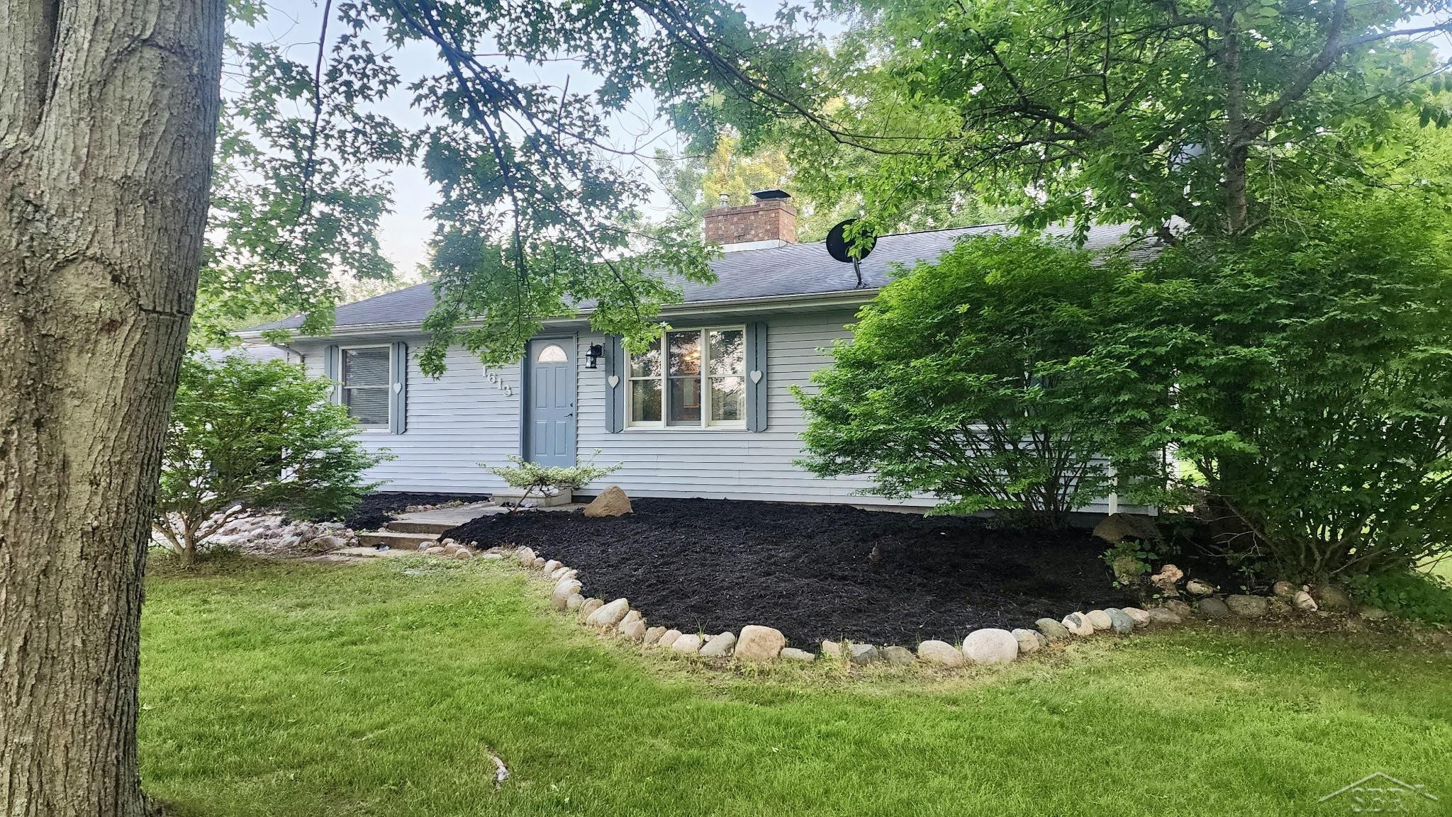 1613 W Linwood Road, Linwood, MI 48634 — front exterior