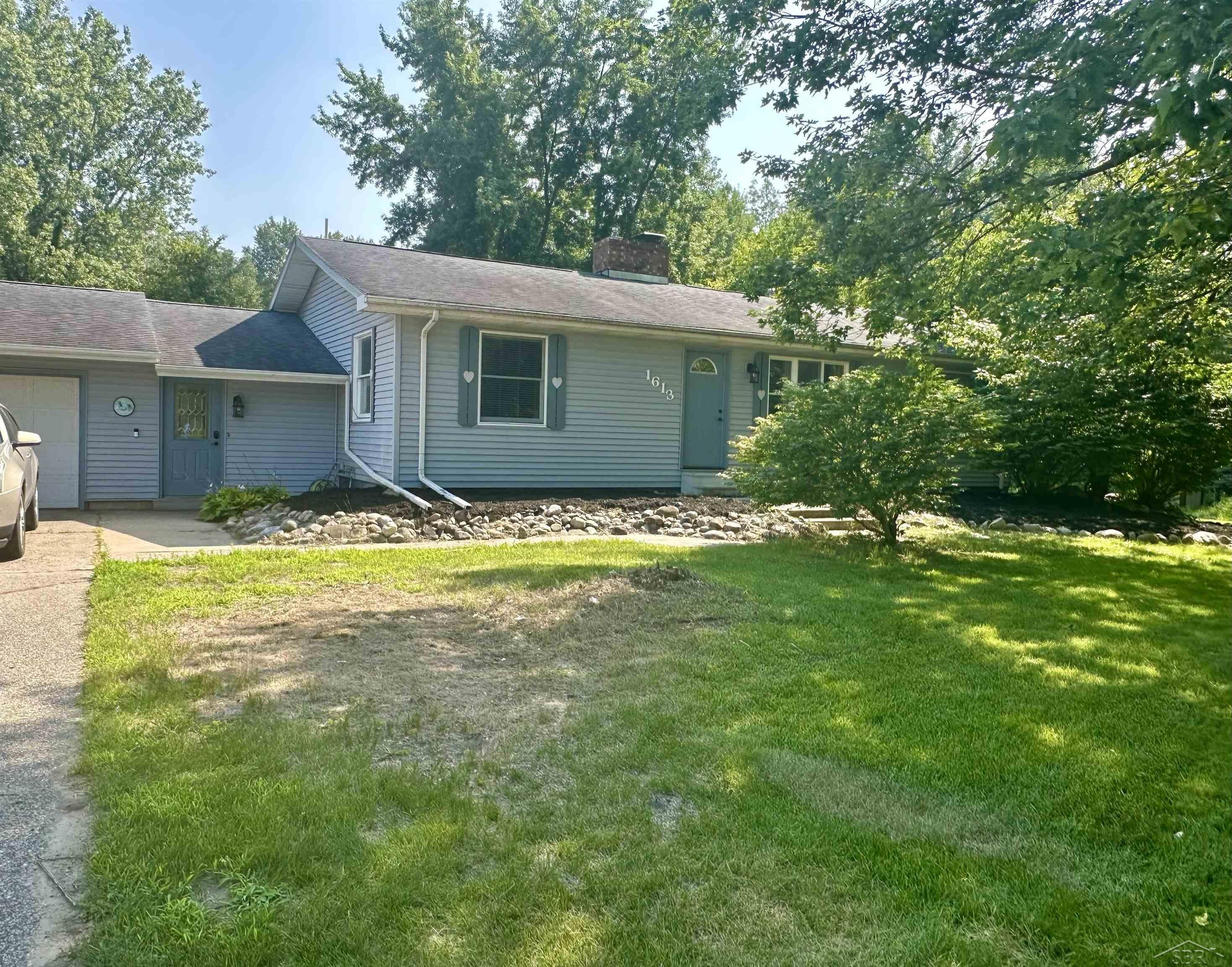 1613 W Linwood Road, Linwood, MI 48634 — Photo 2