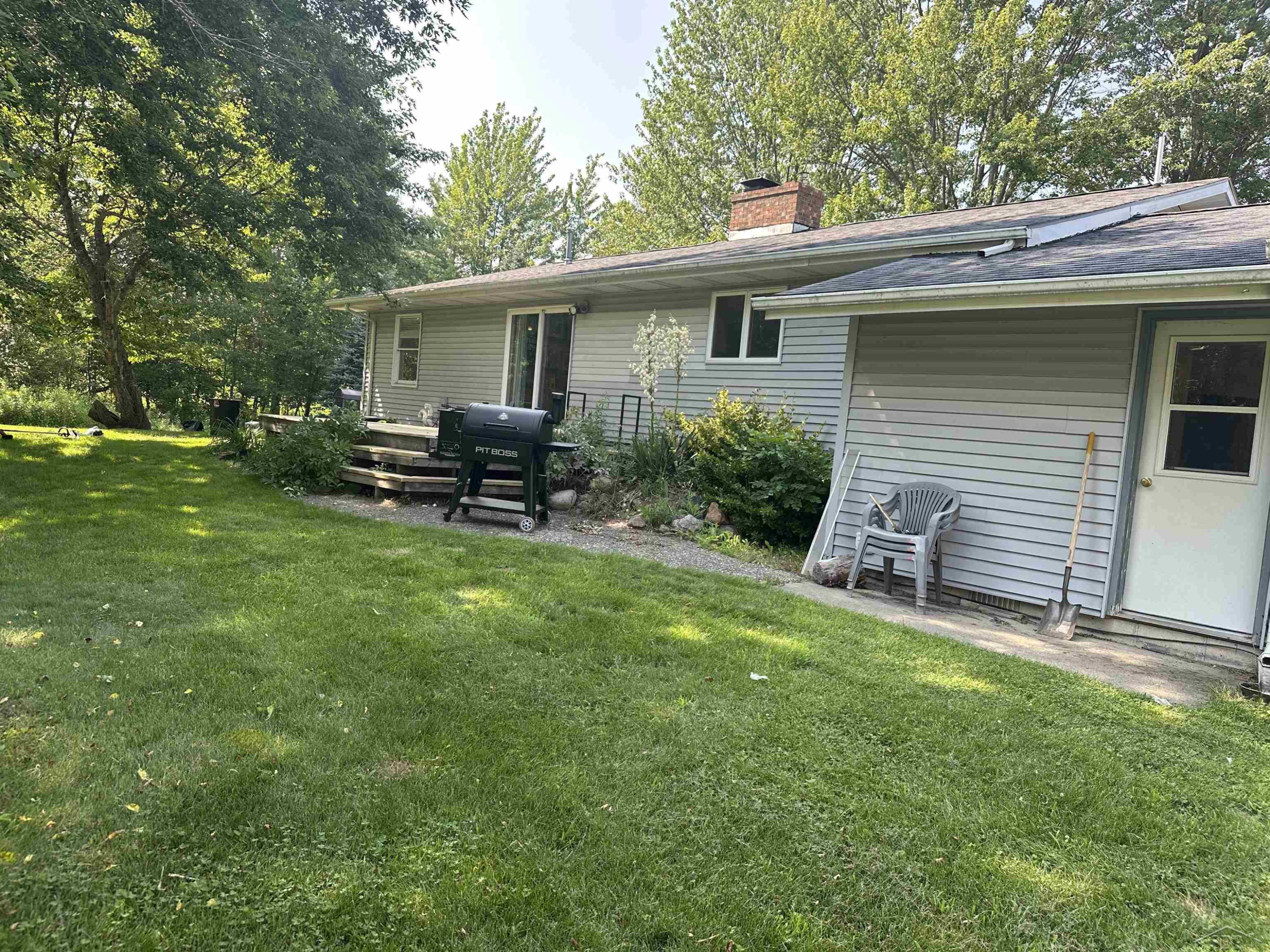 1613 W Linwood Road, Linwood, MI 48634 — Photo 9