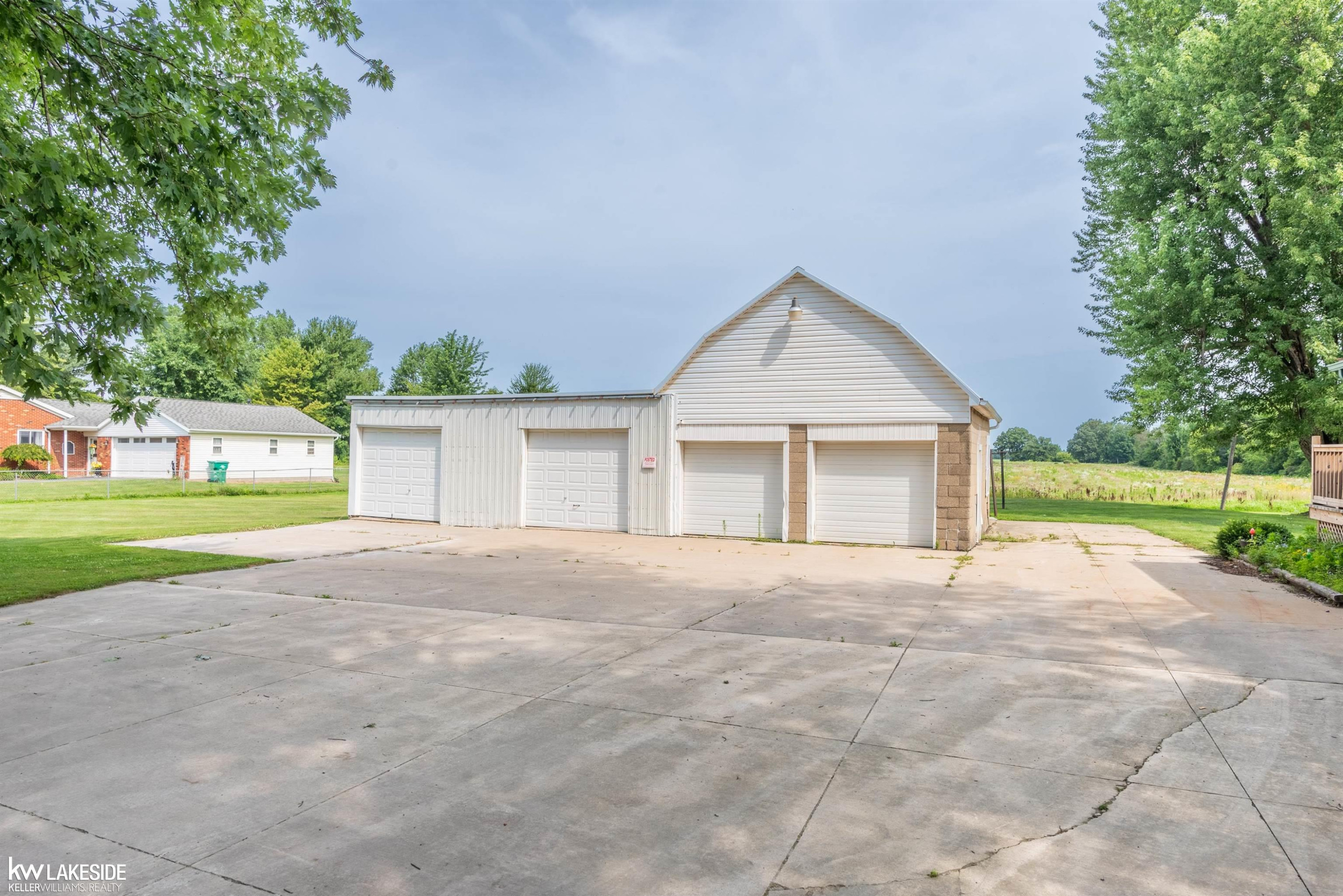 22545 Pratt Road, MI — Photo 4
