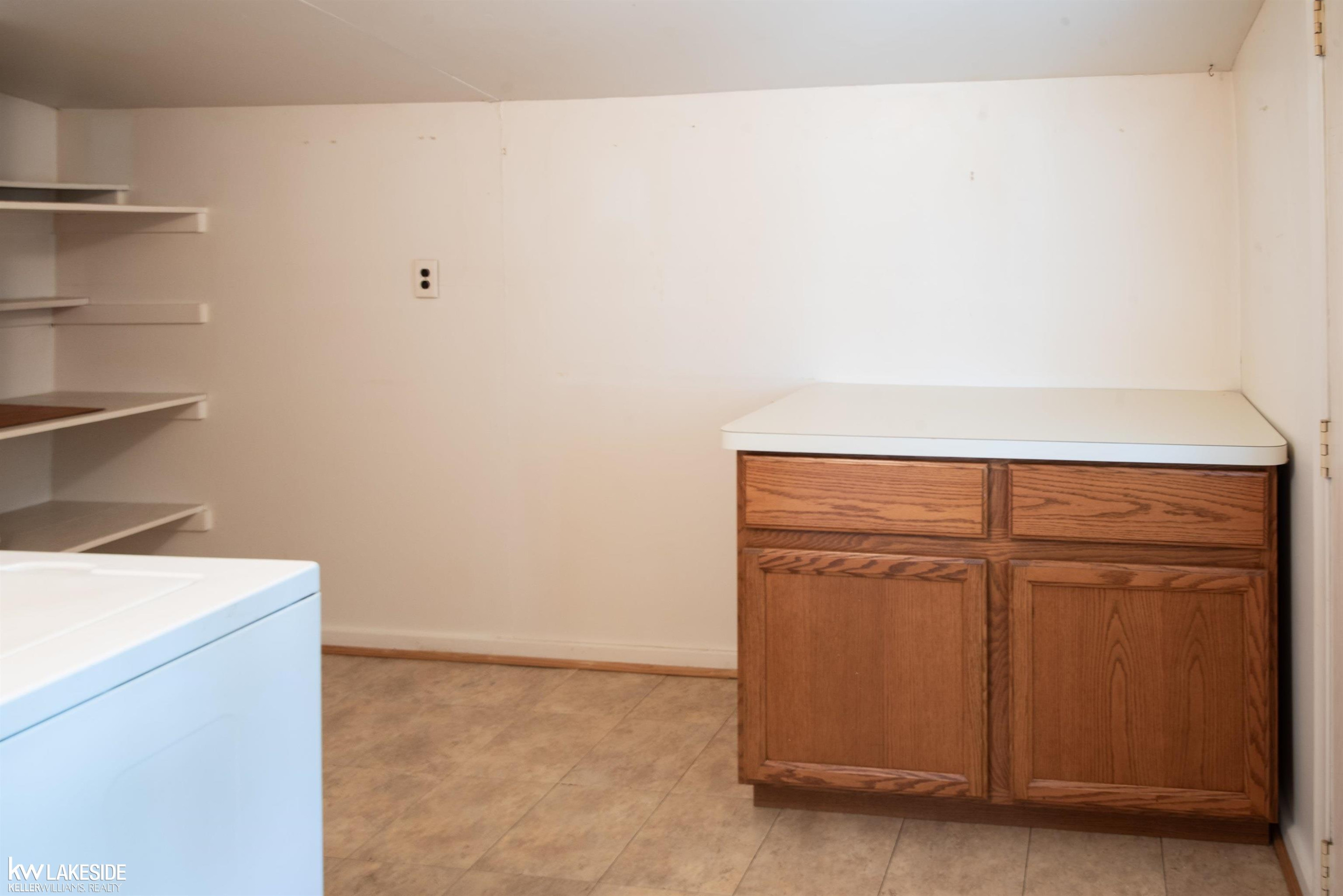 22545 Pratt Road, MI — Photo 20