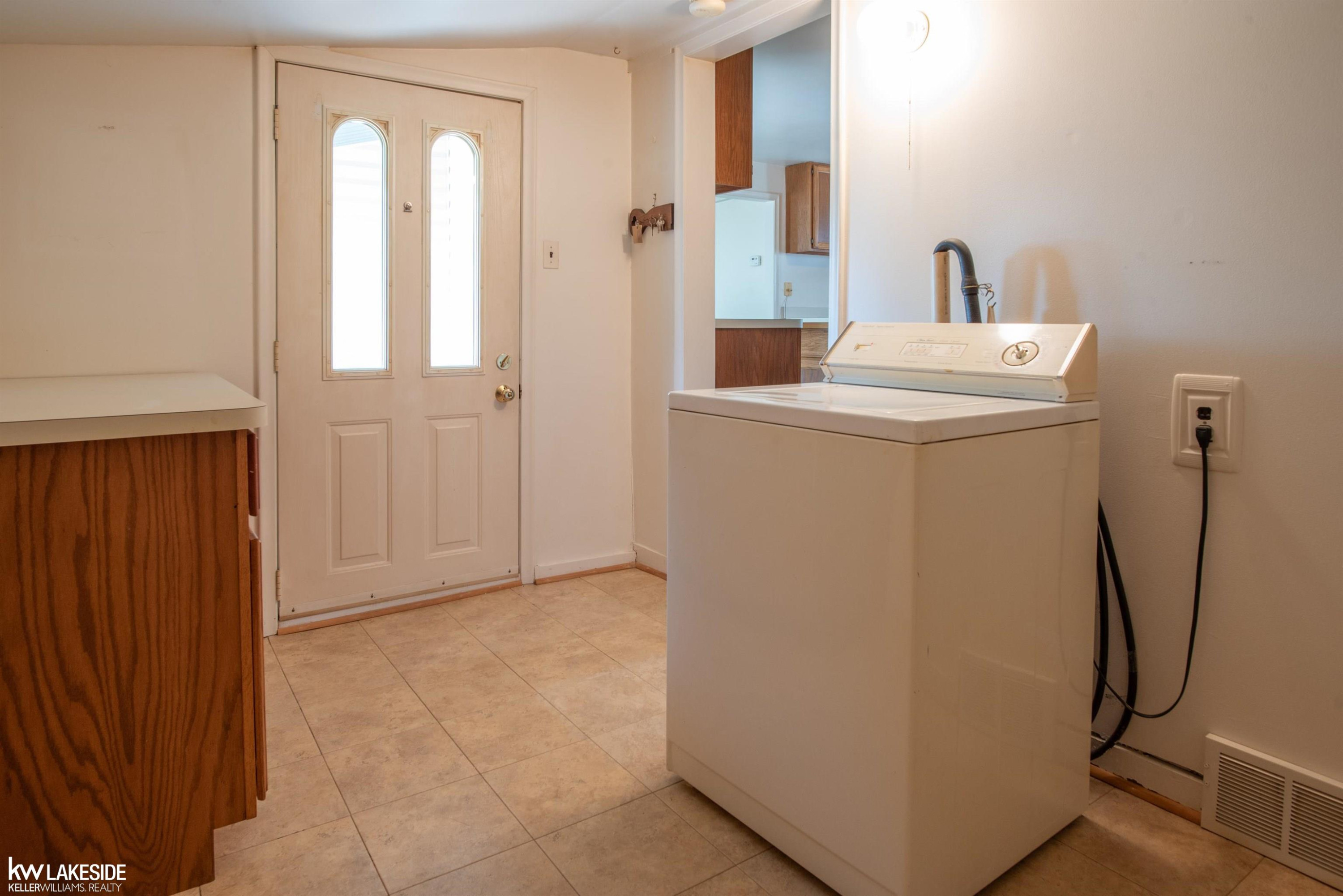 22545 Pratt Road, MI — Photo 22