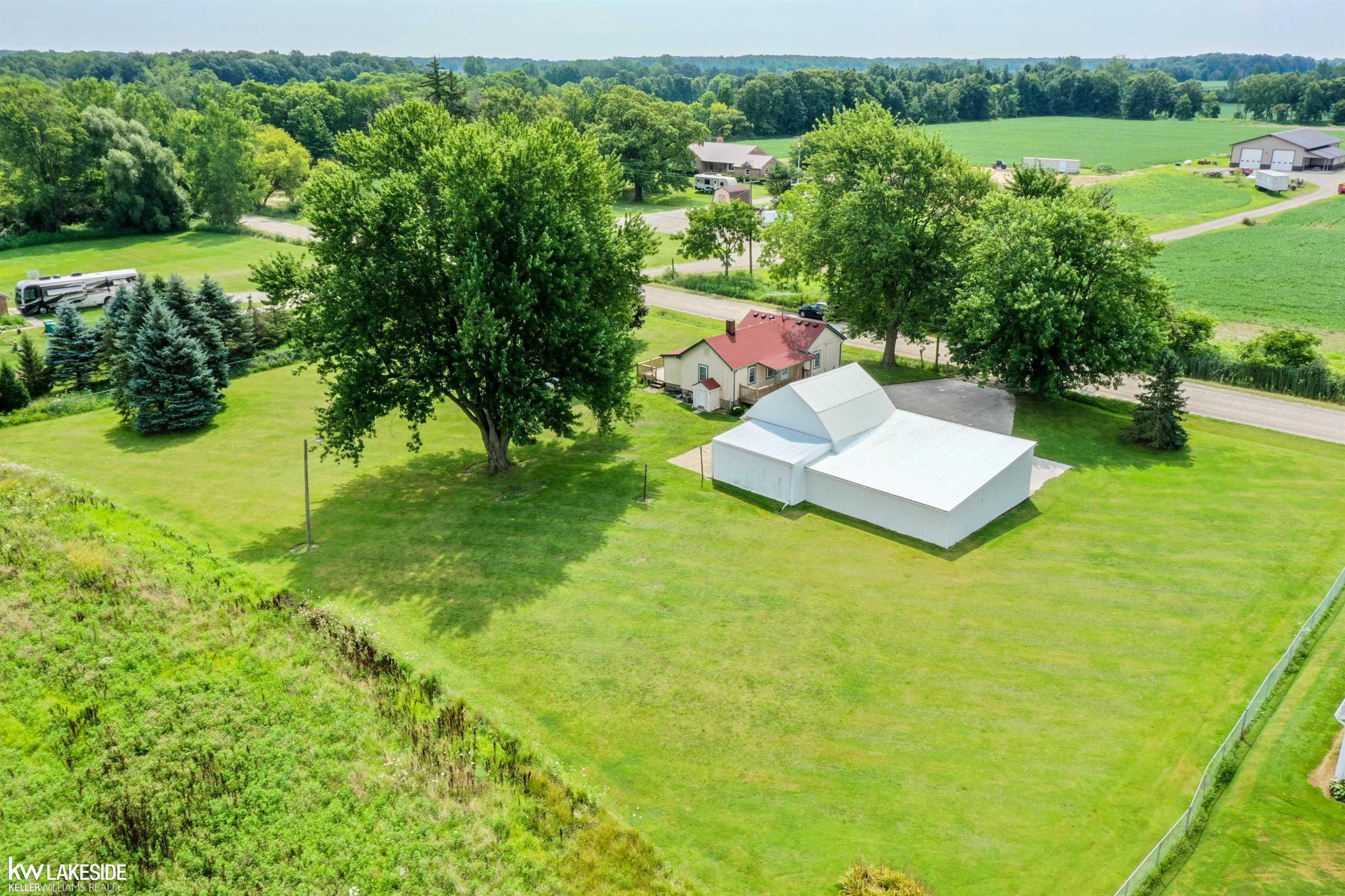 22545 Pratt Road, MI — Photo 32
