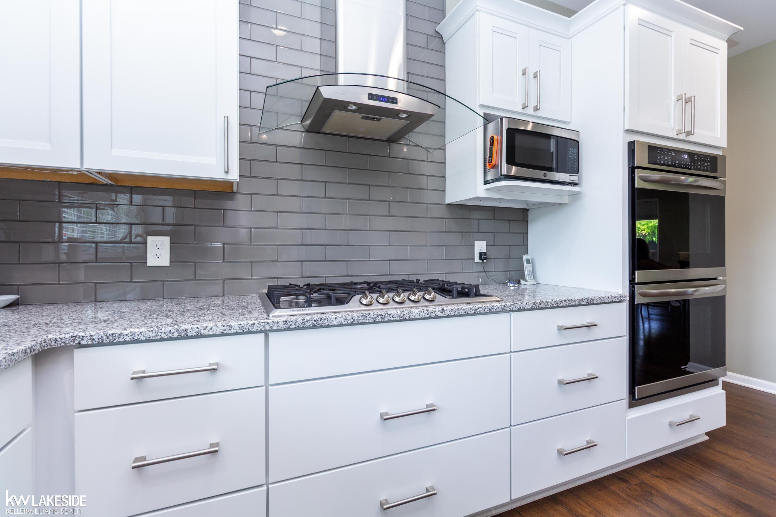 6269 Green Street, MI 48003 — Photo 8