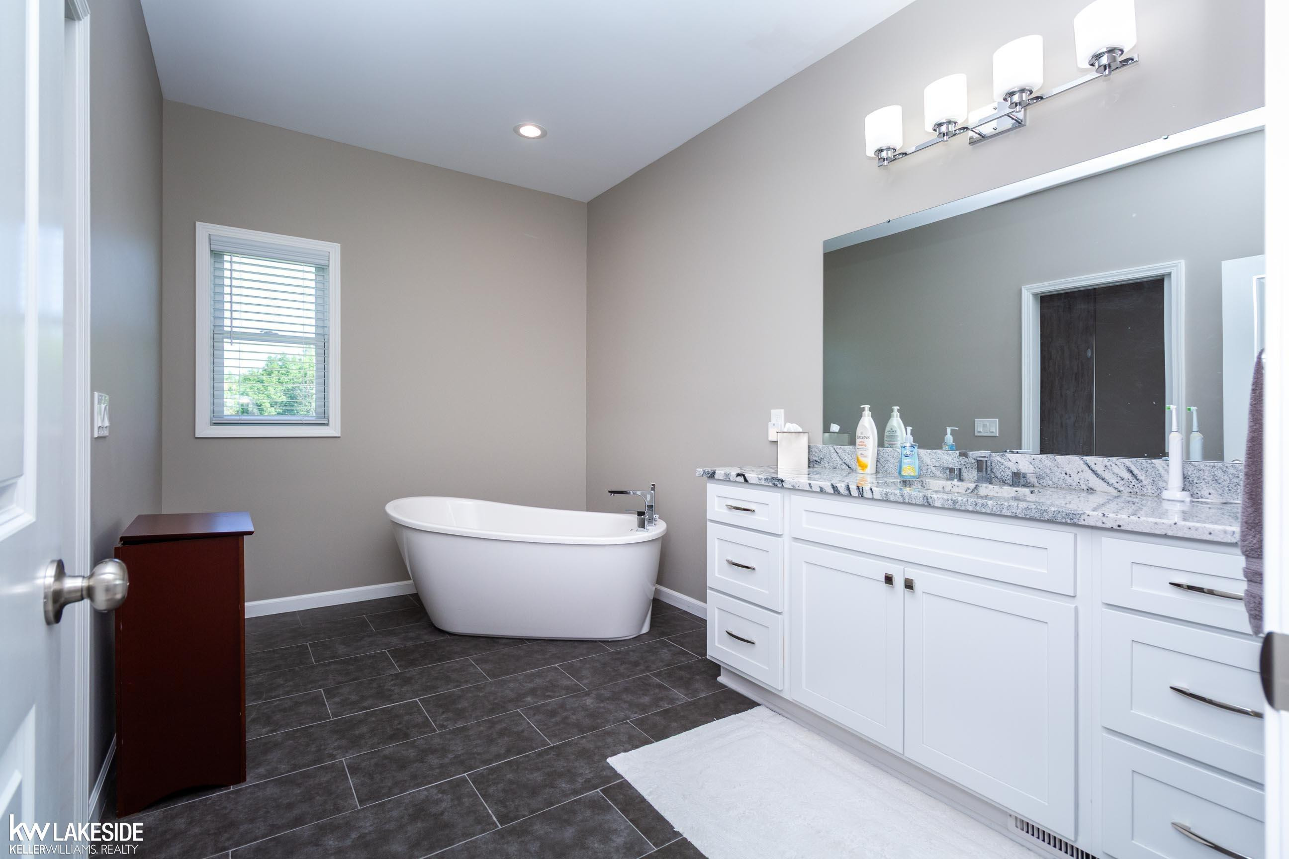 6269 Green Street, MI 48003 — Photo 16