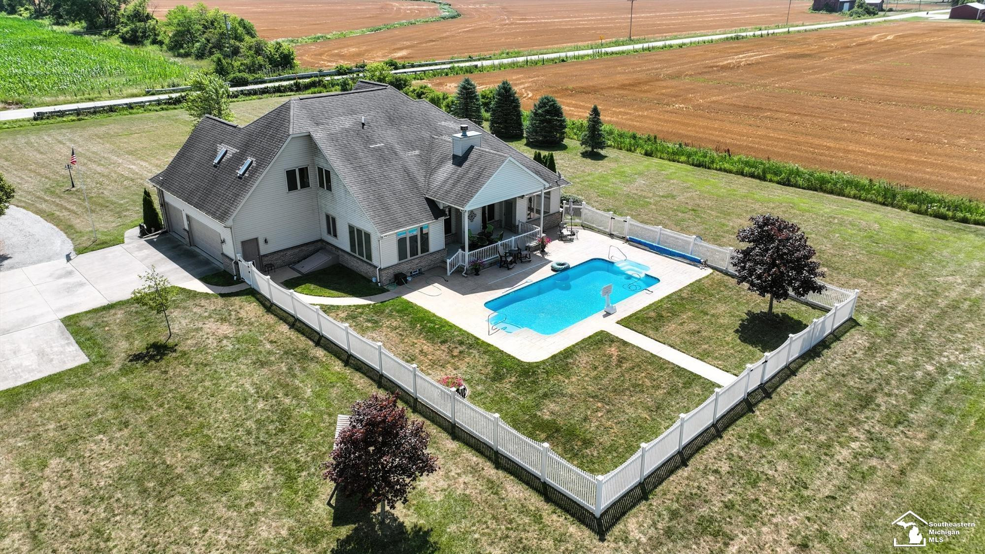 8989 Steffas Rd Road, Maybee, MI — Photo 3