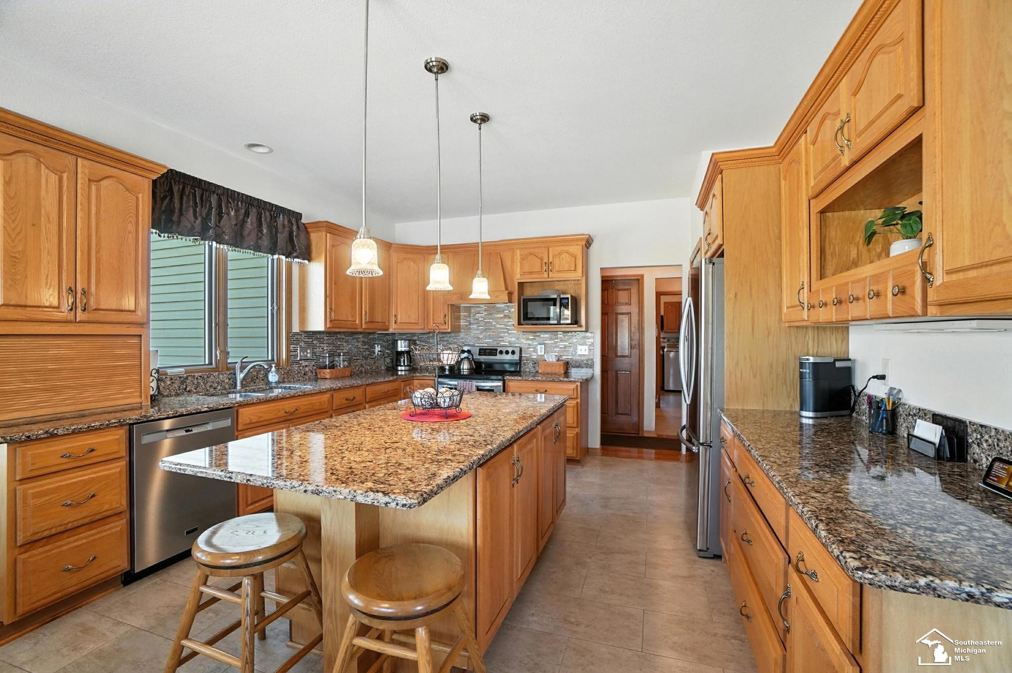 8989 Steffas Rd Road, Maybee, MI — Photo 10