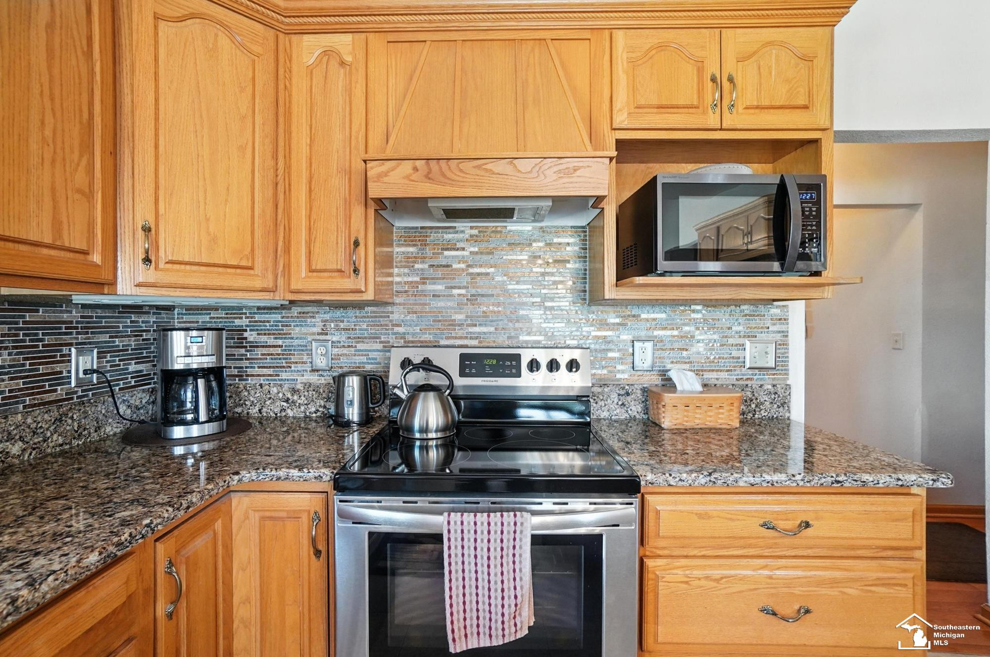 8989 Steffas Rd Road, Maybee, MI — Photo 15