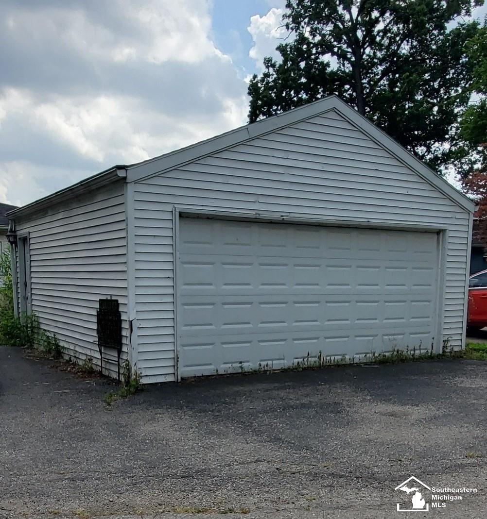 2627 Morin Grove Street, Erie, MI — Photo 4