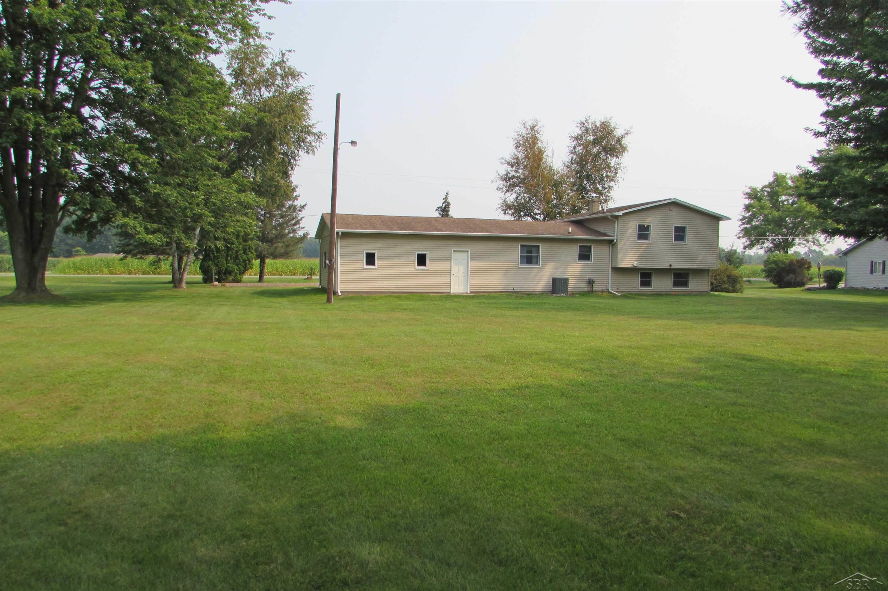 3561 Chesaning Road, Chesaning, MI 48616 — Photo 5