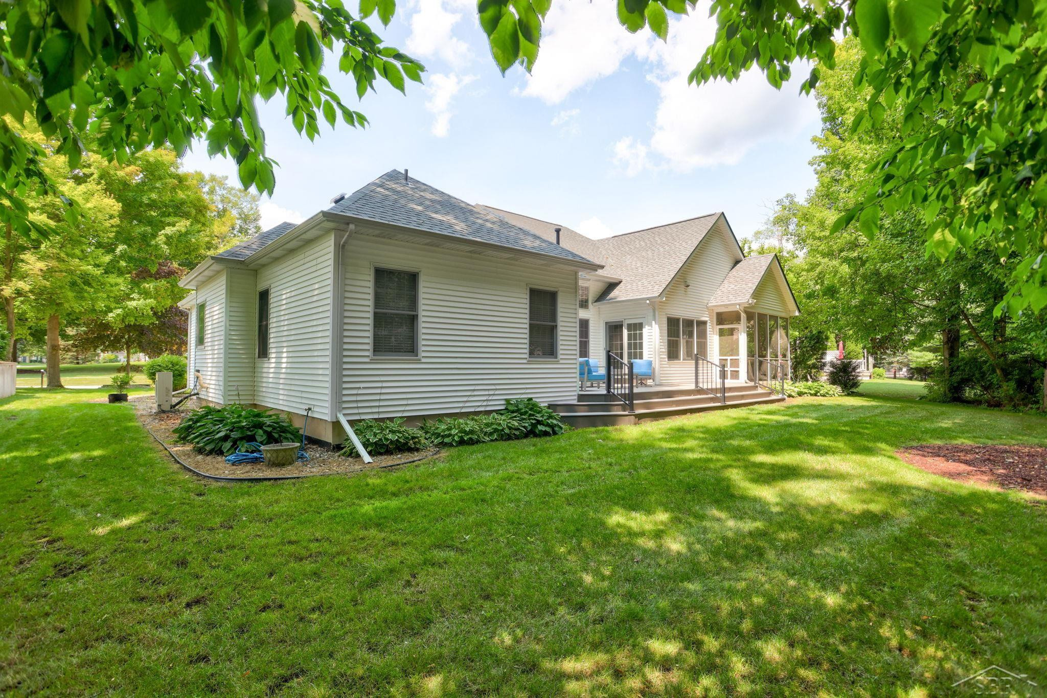 8646 Wandering Way, Freeland, MI 48623 — Photo 44