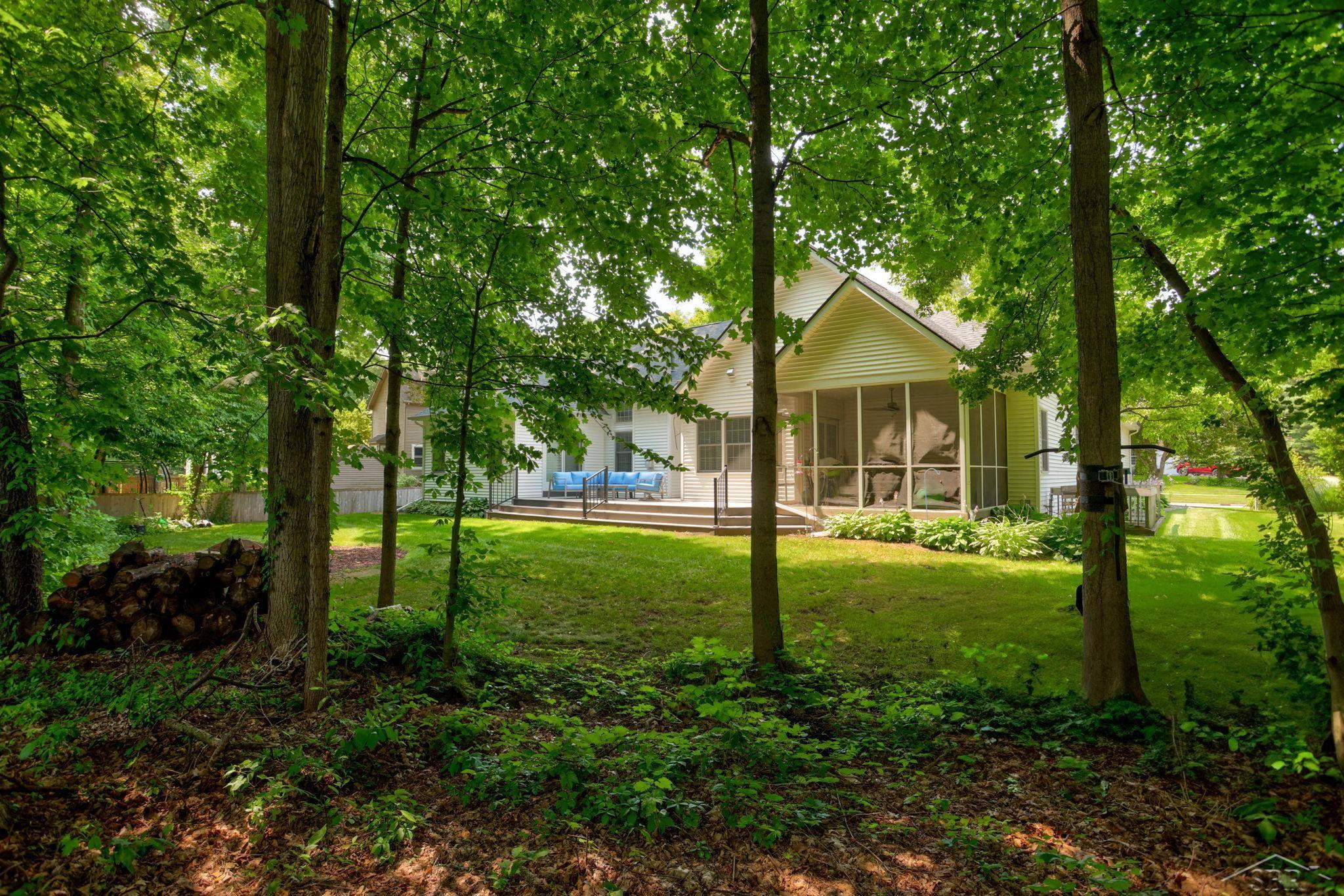8646 Wandering Way, Freeland, MI 48623 — Photo 50