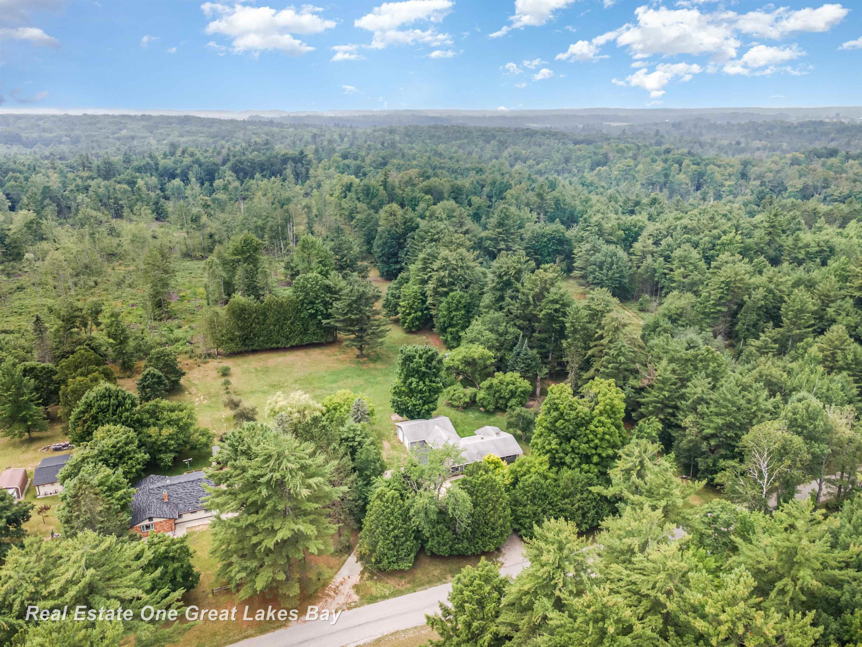 205 N Everett Road, Harrisville, MI 48740 — Photo 2