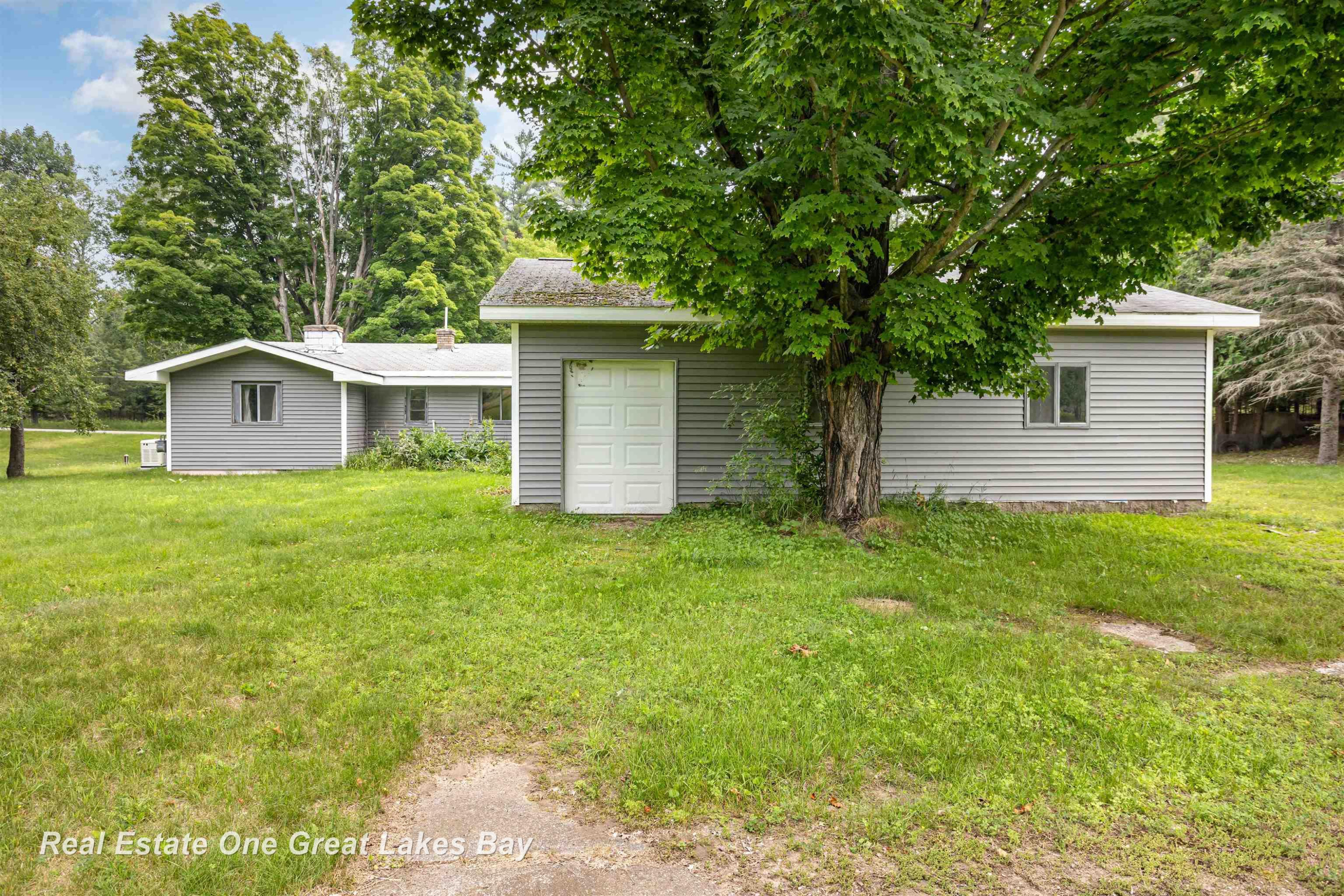 205 N Everett Road, Harrisville, MI 48740 — Photo 28