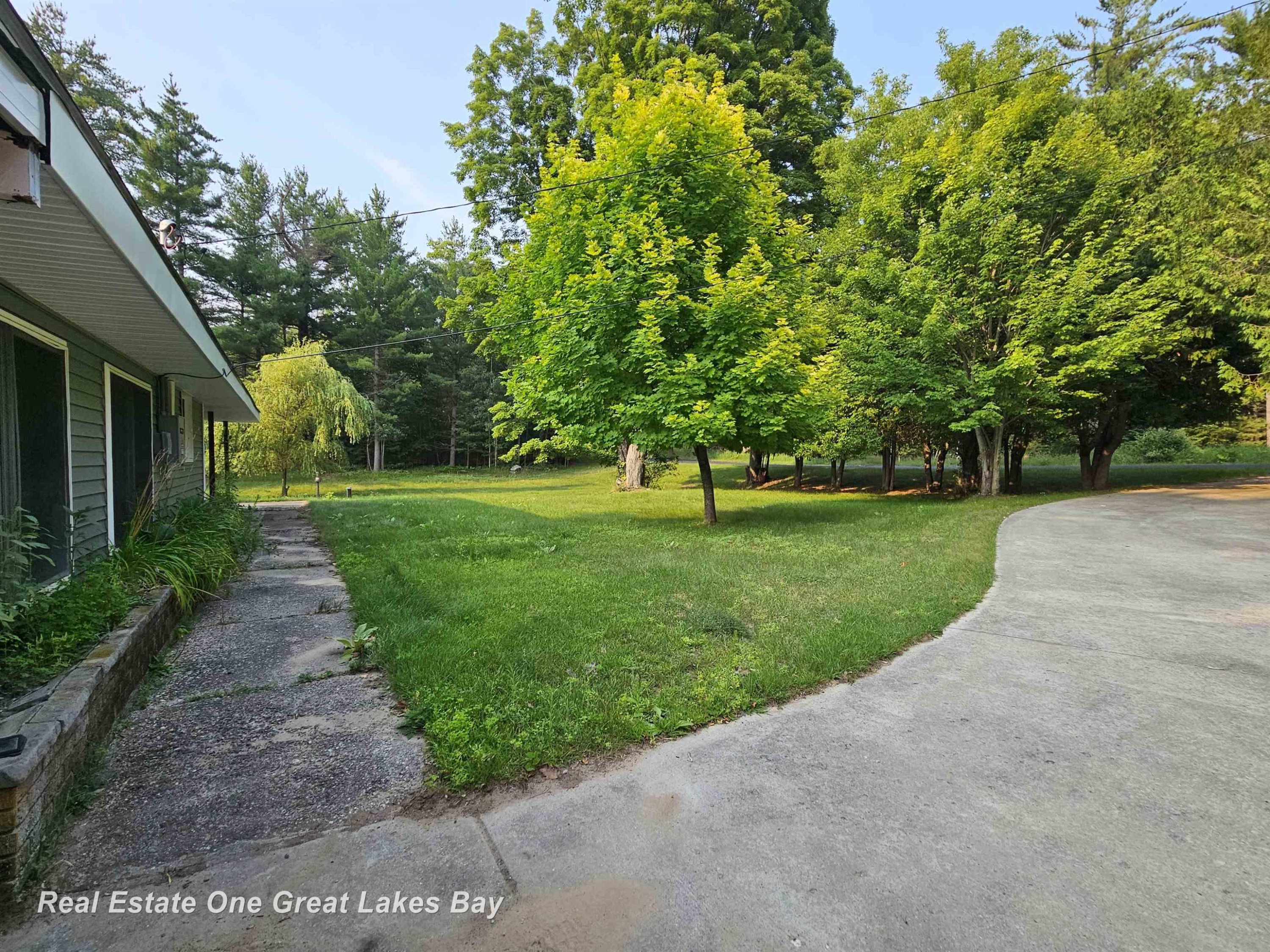 205 N Everett Road, Harrisville, MI 48740 — Photo 39