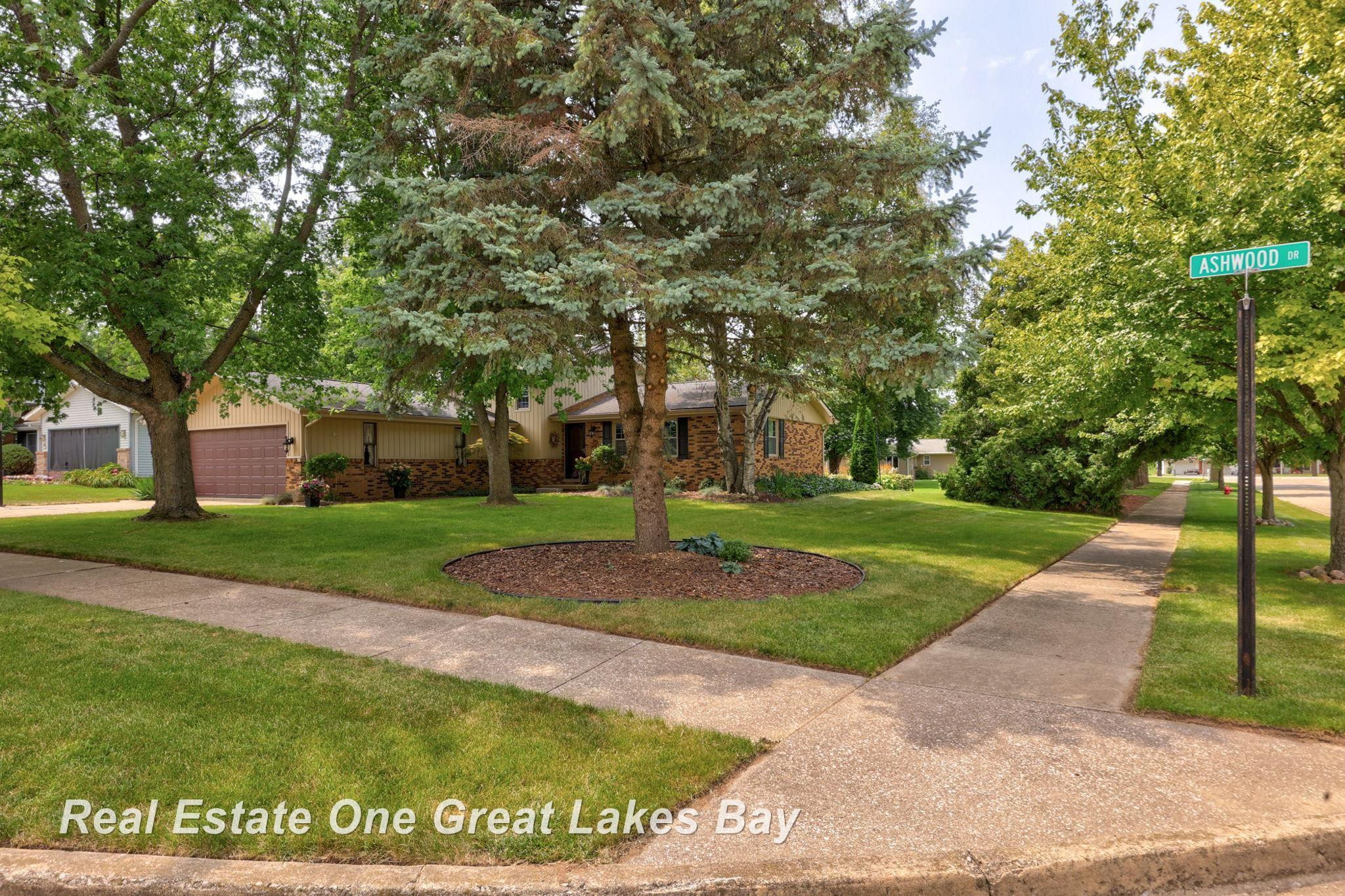 1668 Ashwood Drive, Reese, MI 48757 — Photo 2