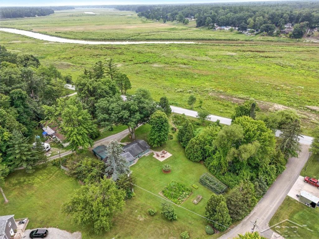 486 W Woodland Drive, Sanford, MI 48657 — Photo 3