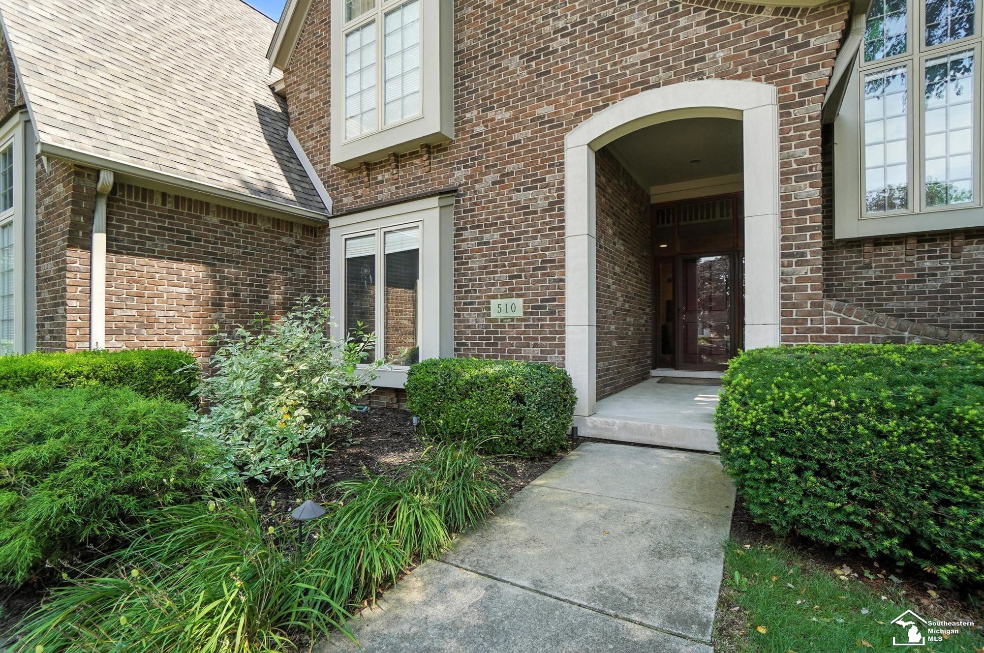 510 Ave De Lafayette Avenue, Monroe, MI 48162 — Photo 2