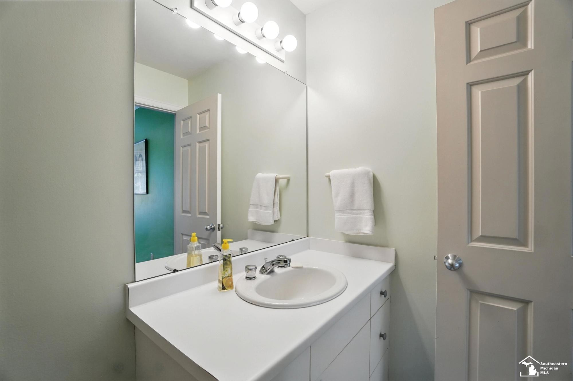 510 Ave De Lafayette Avenue, Monroe, MI 48162 — Photo 56