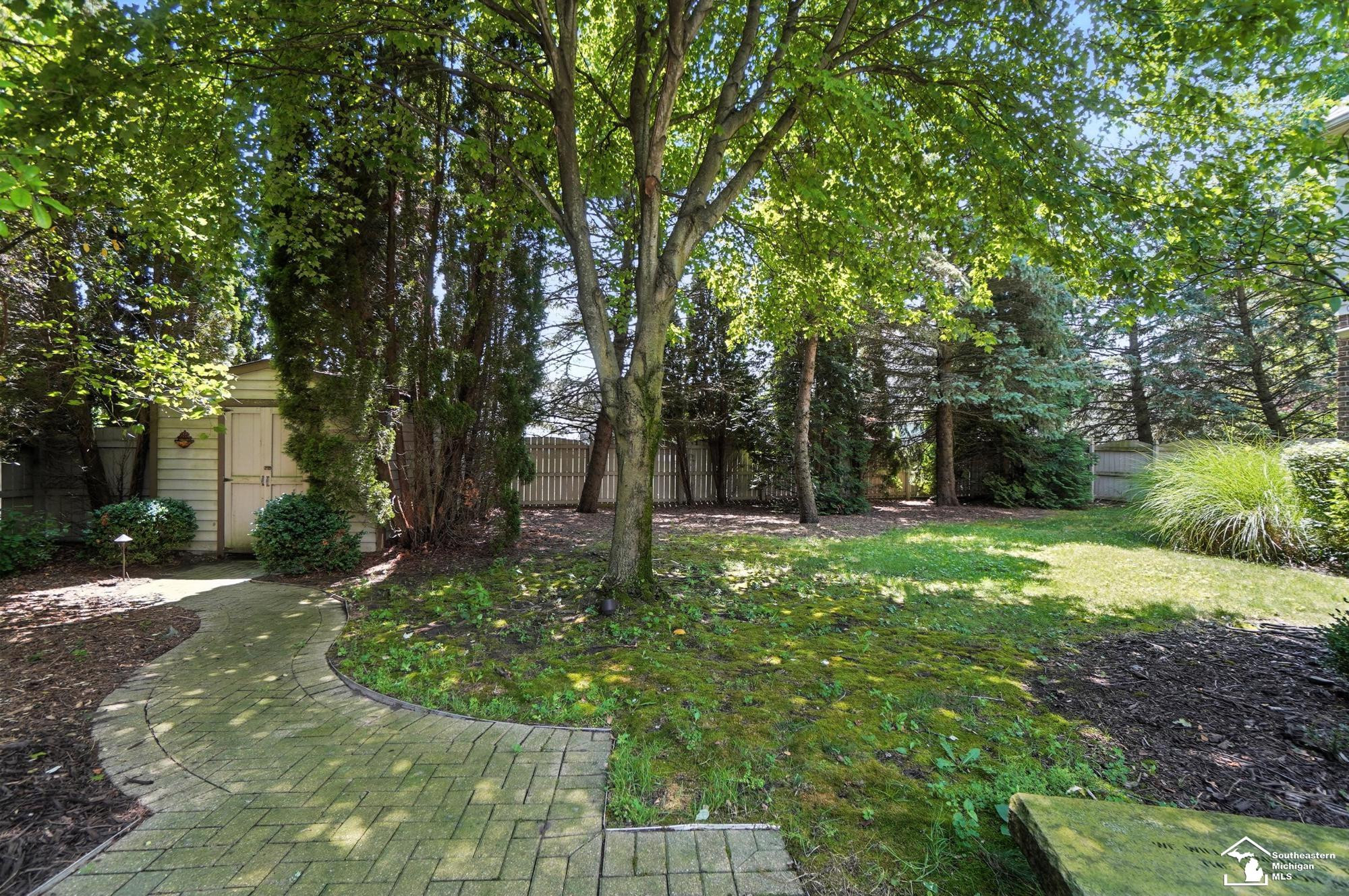 510 Ave De Lafayette Avenue, Monroe, MI 48162 — Photo 96