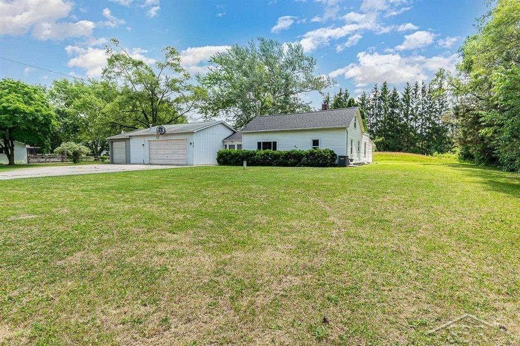 810 E Remus Road, Mount Pleasant, MI 48858 — Photo 3