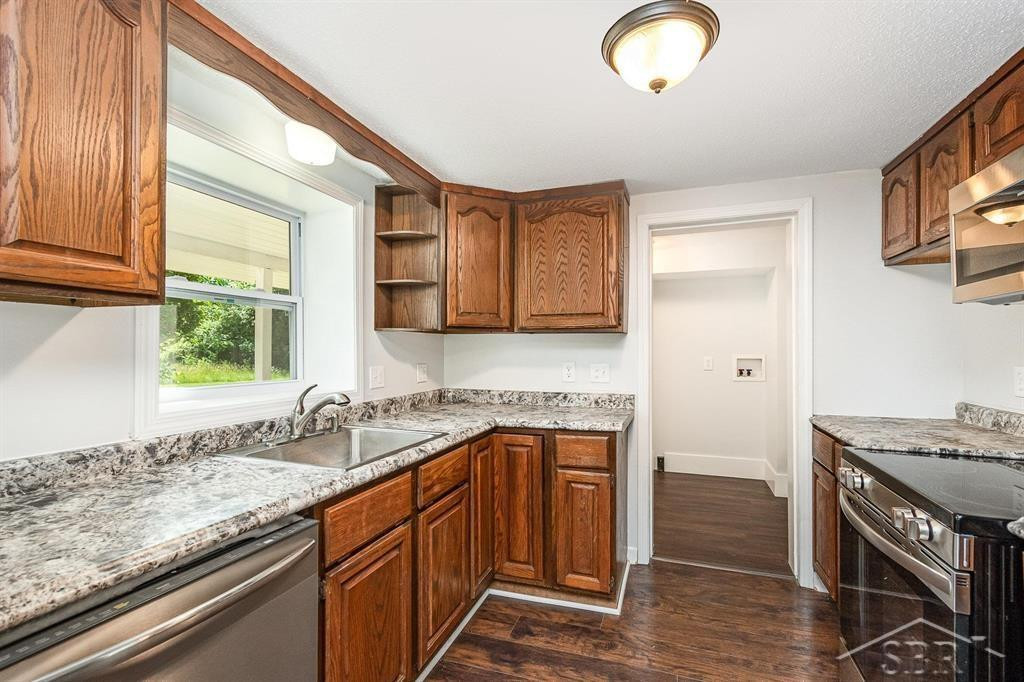 810 E Remus Road, Mount Pleasant, MI 48858 — Photo 8