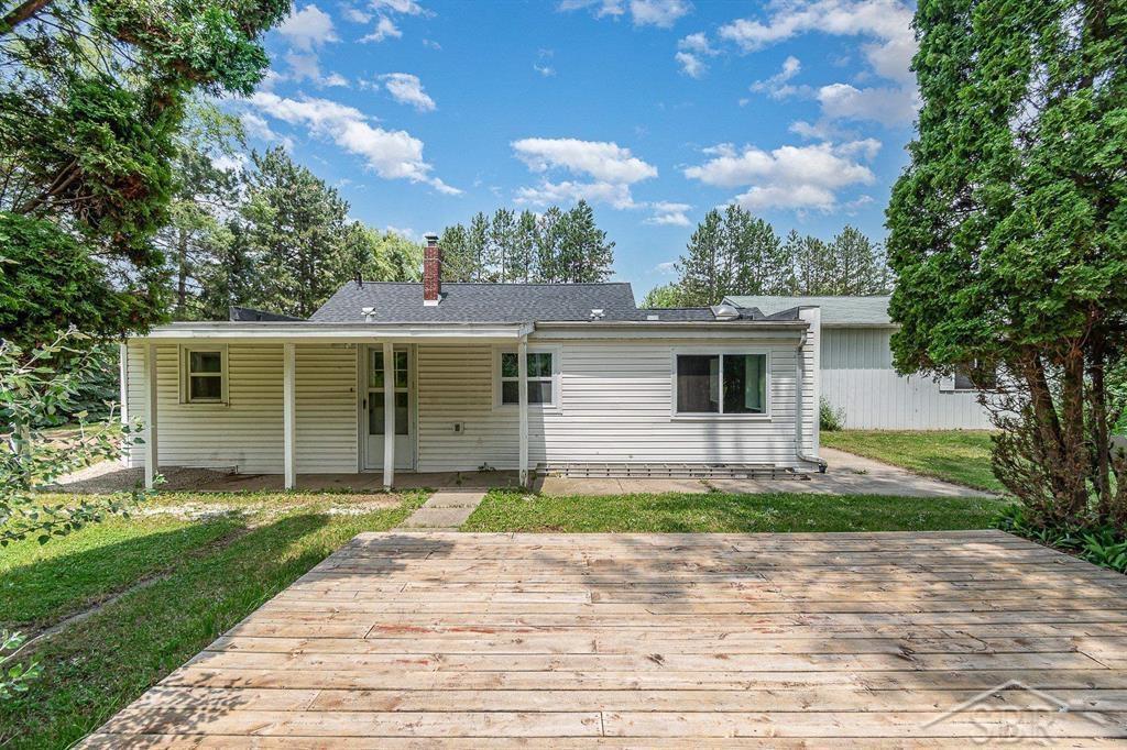 810 E Remus Road, Mount Pleasant, MI 48858 — Photo 22