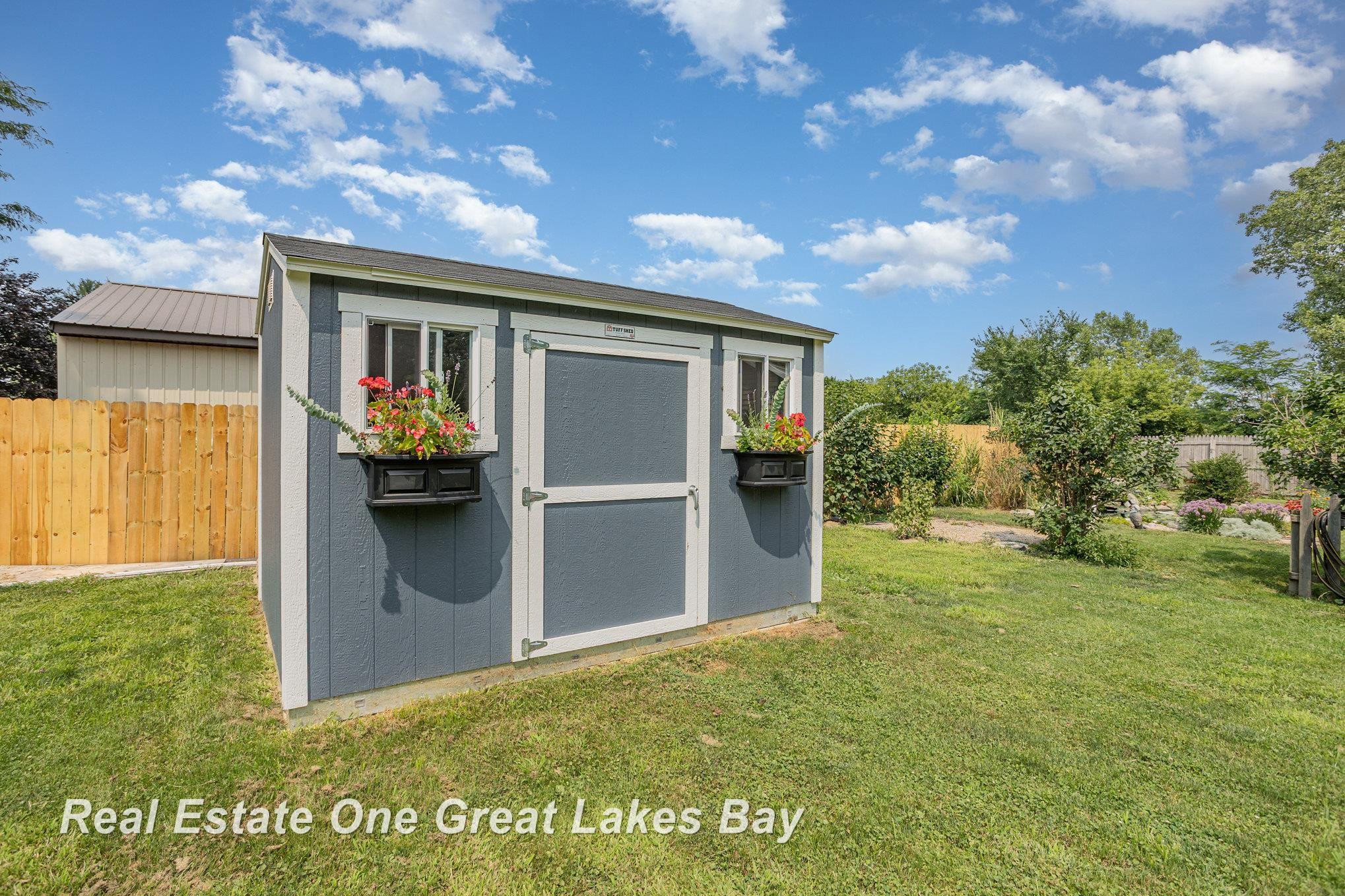 131 E 6th Street, Oakley, MI 48649 — Photo 17