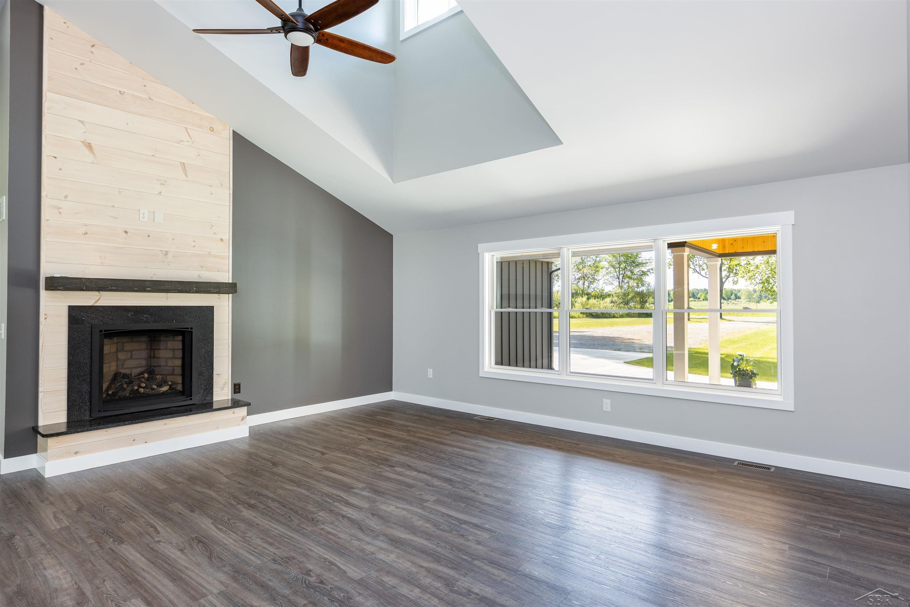 2291 E Maple Road, Clare, MI 48617 — Photo 10