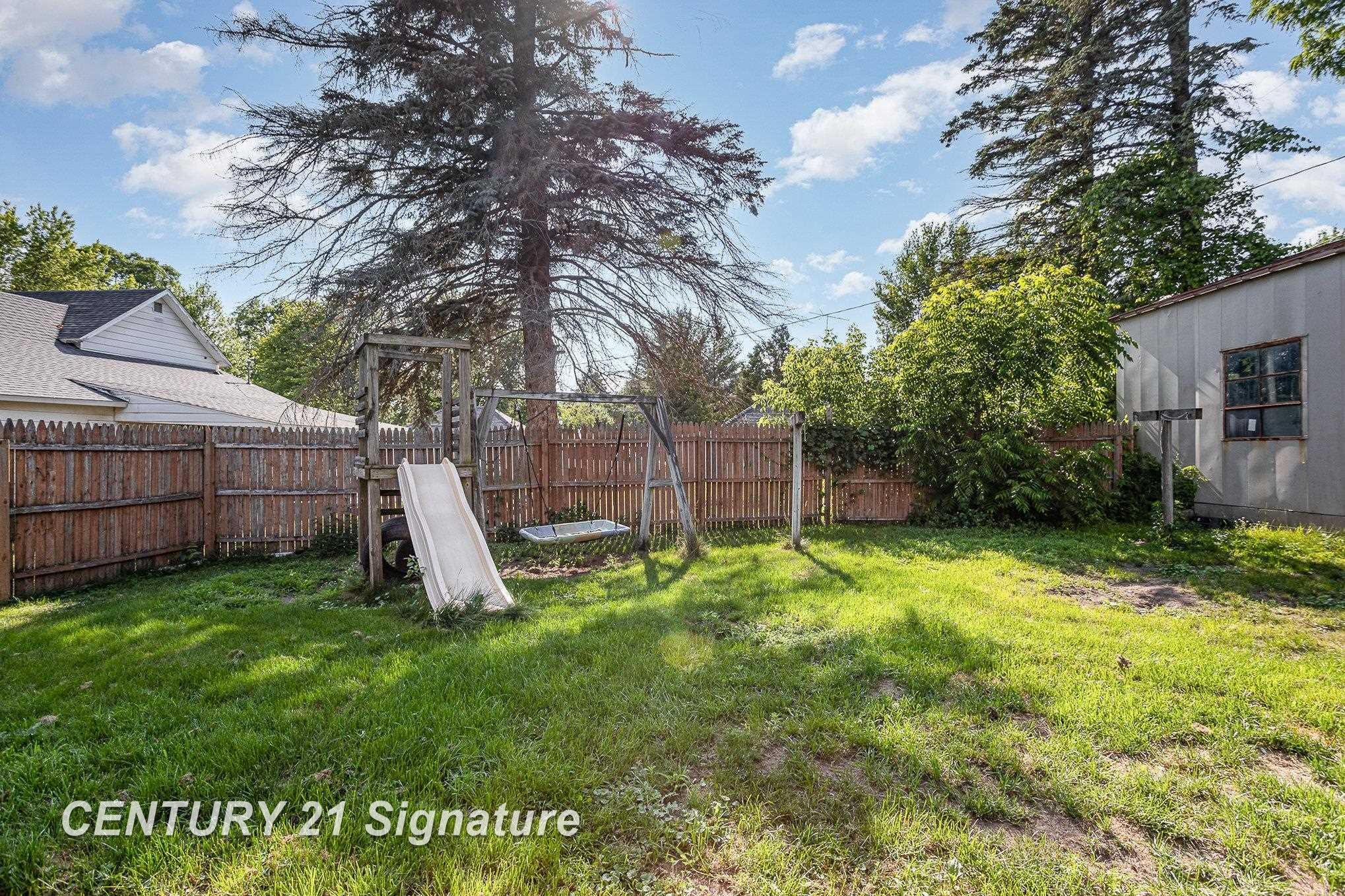 224 Greenwood Street, Sterling, MI 48659 — Photo 16