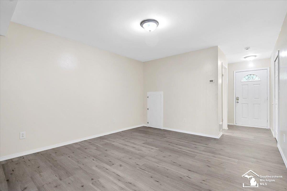 15676 Dupage Boulevard, Taylor, MI 48180 — Photo 3