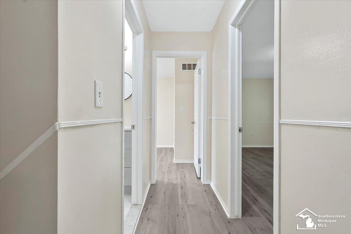 15676 Dupage Boulevard, Taylor, MI 48180 — Photo 10