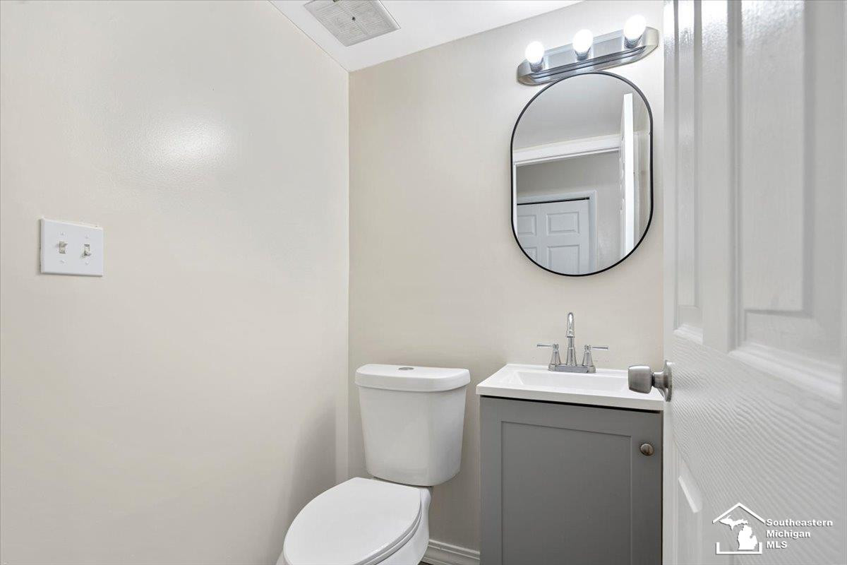 15676 Dupage Boulevard, Taylor, MI 48180 — Photo 11