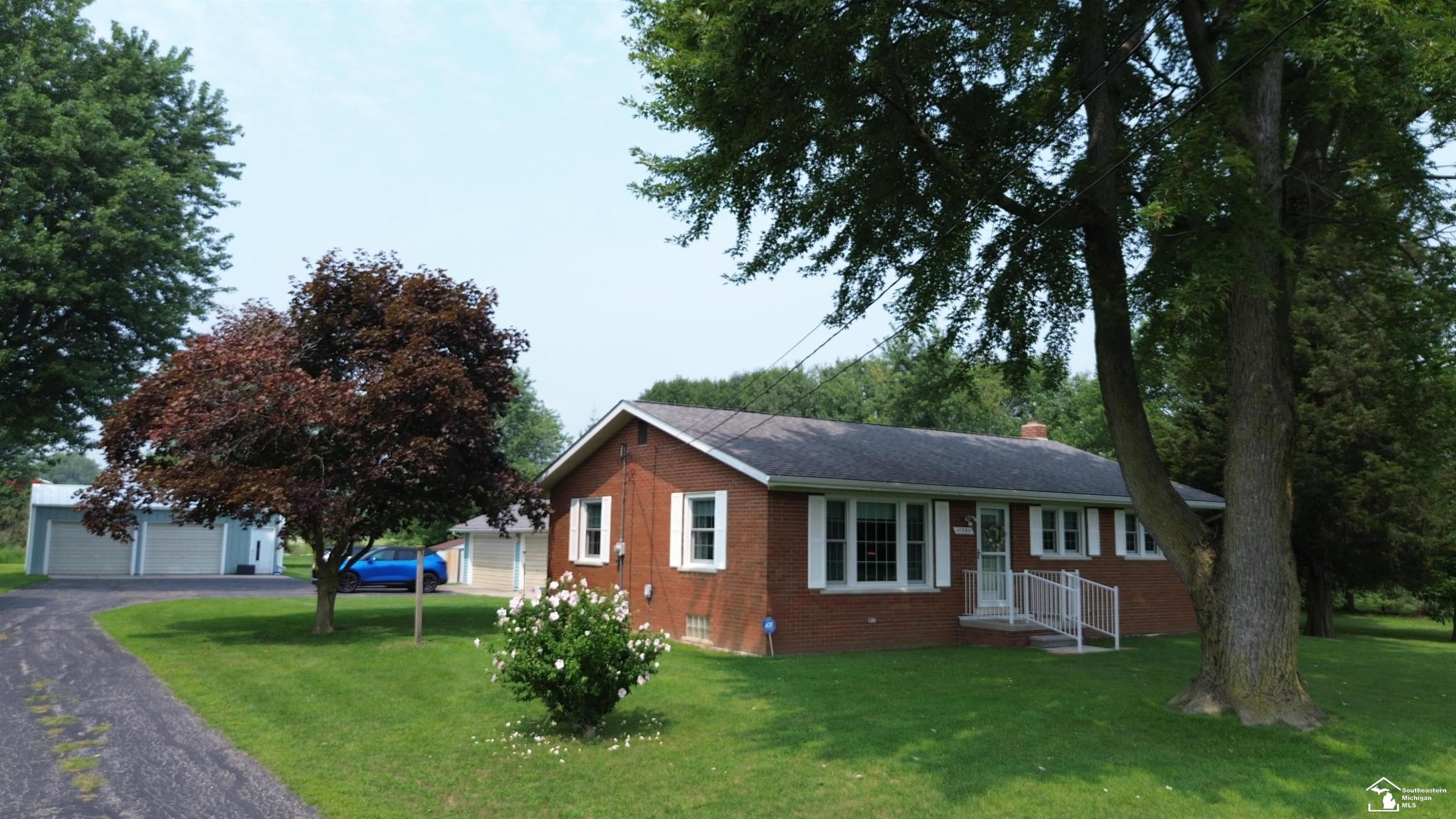 11595 Grafton Road, Carleton, MI 48117 — Photo 4