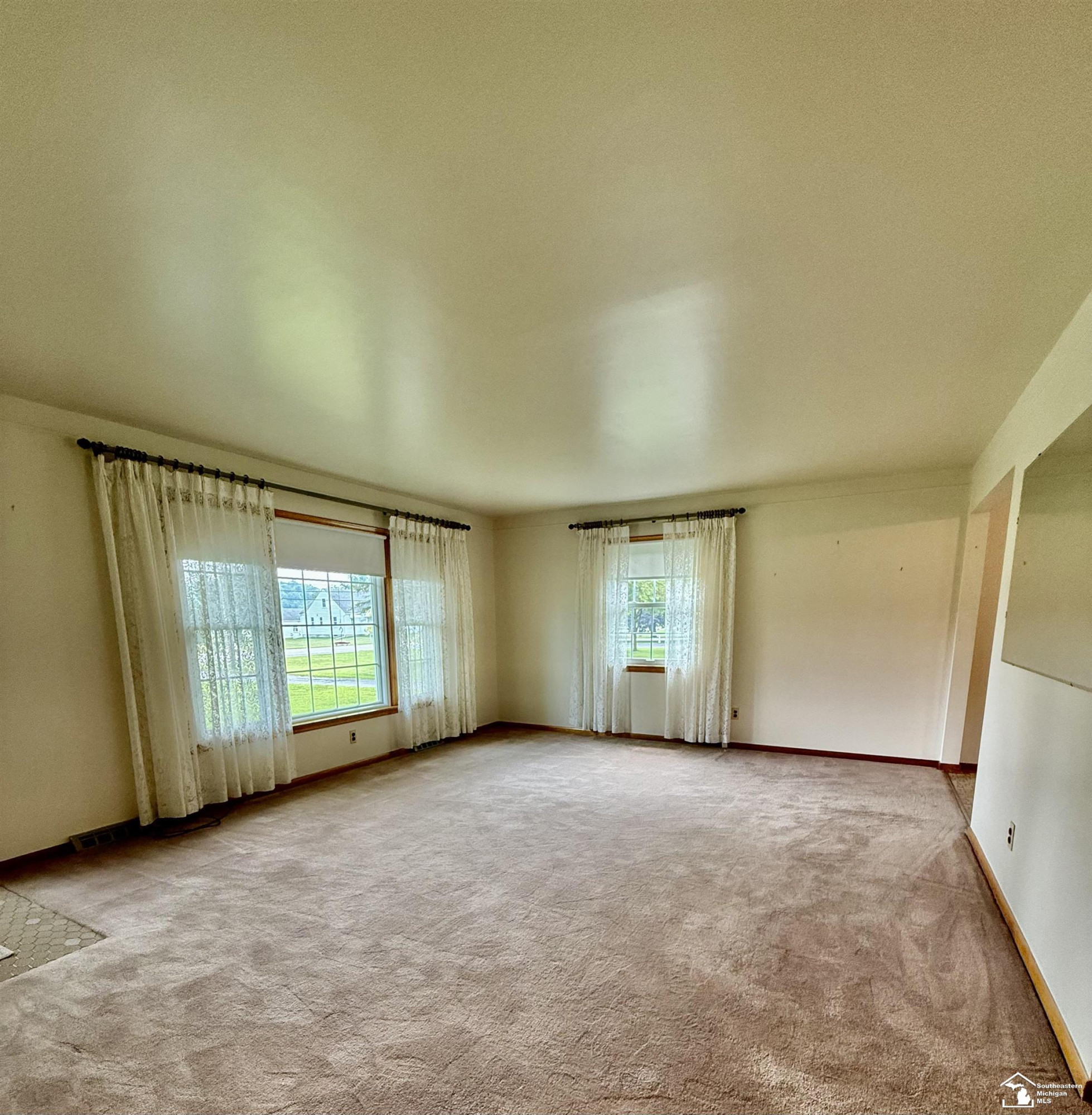 11595 Grafton Road, Carleton, MI 48117 — Photo 9