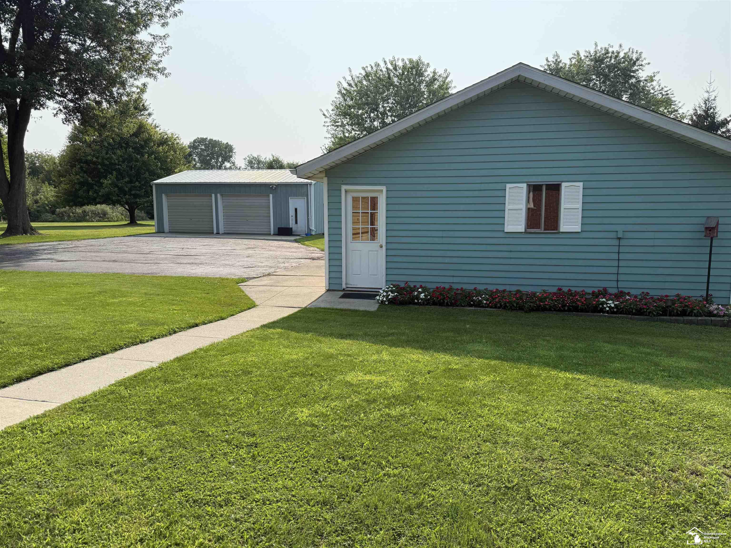 11595 Grafton Road, Carleton, MI 48117 — Photo 34