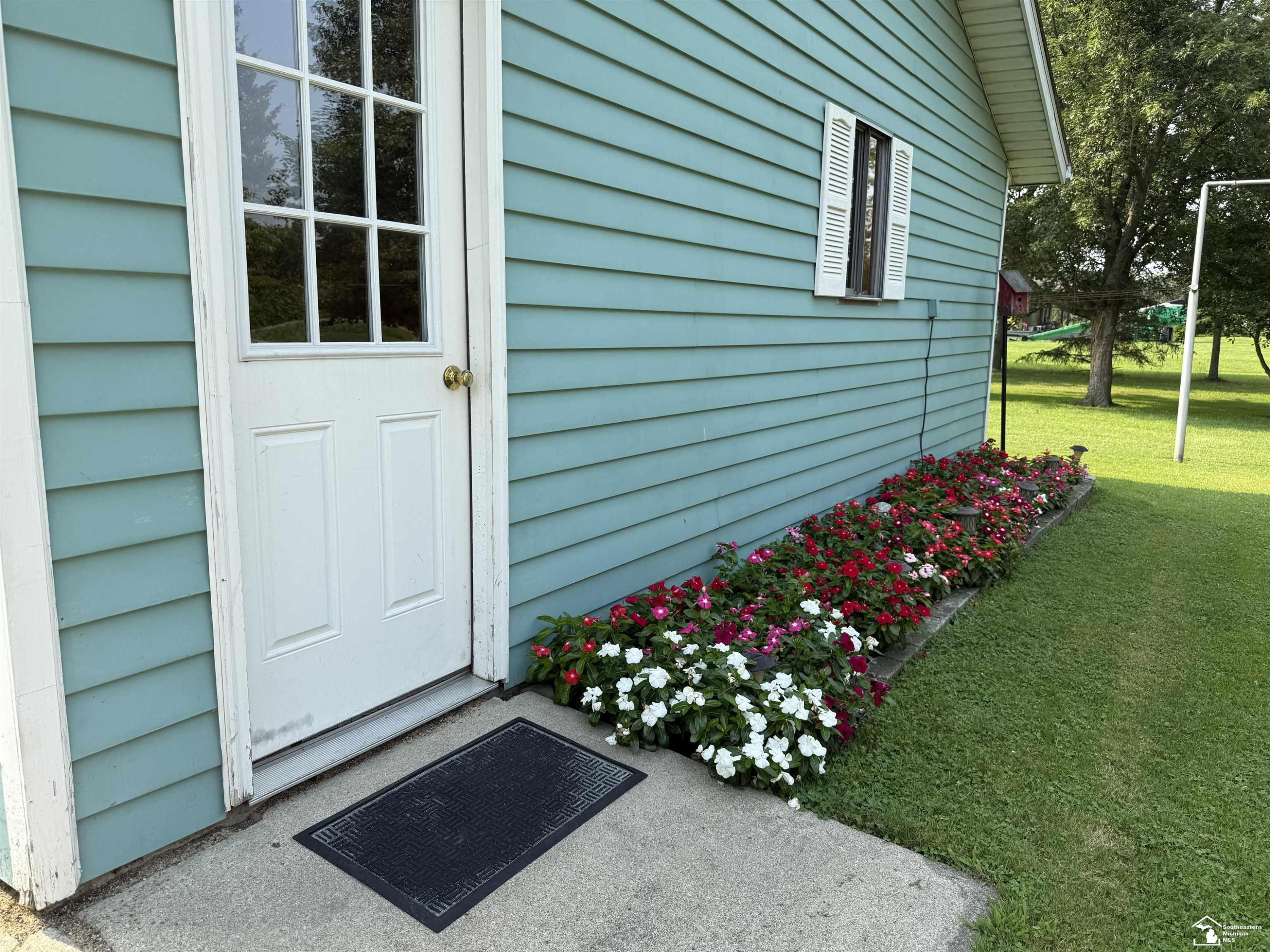 11595 Grafton Road, Carleton, MI 48117 — Photo 35