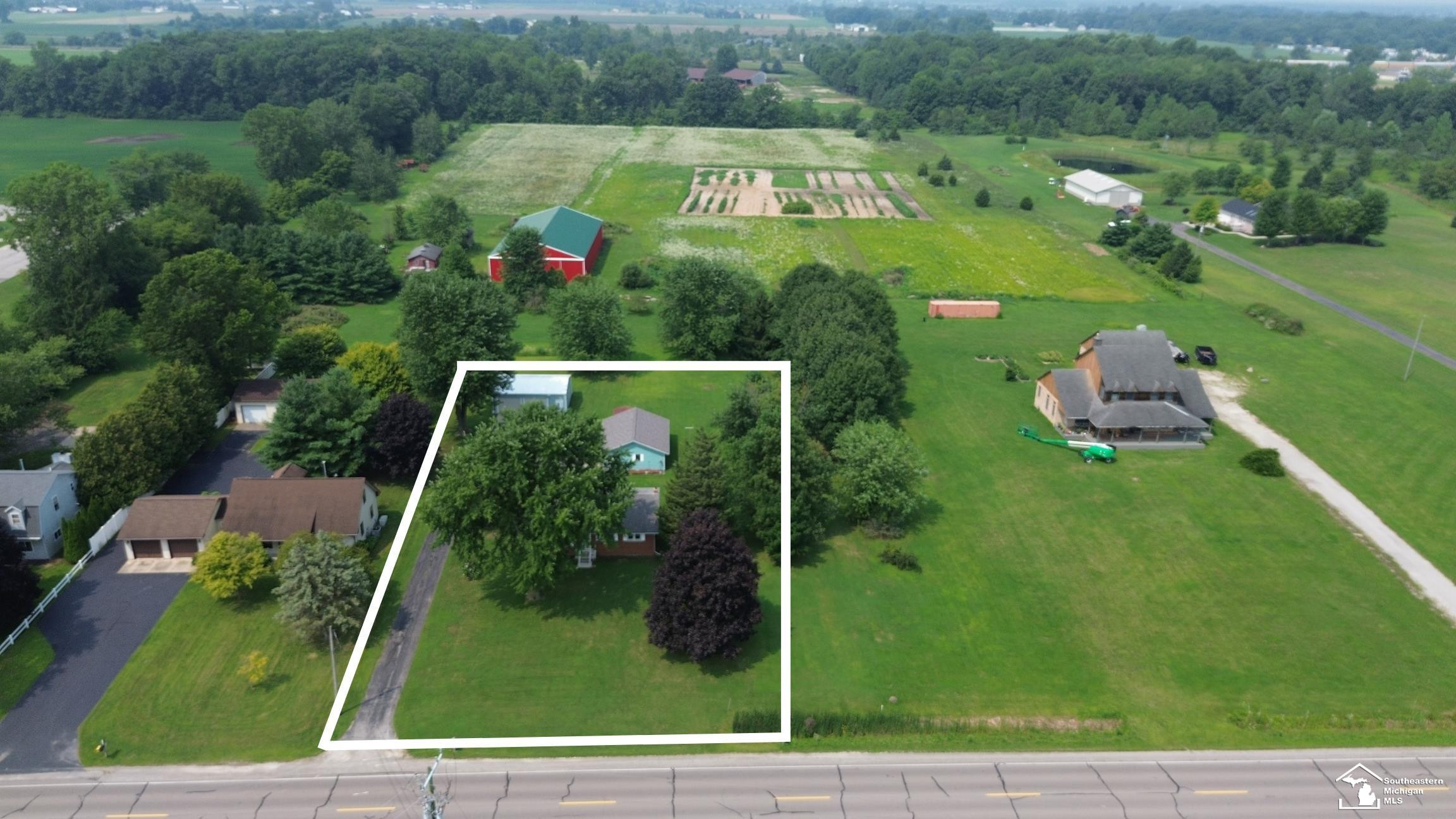 11595 Grafton Road, Carleton, MI 48117 — Photo 44