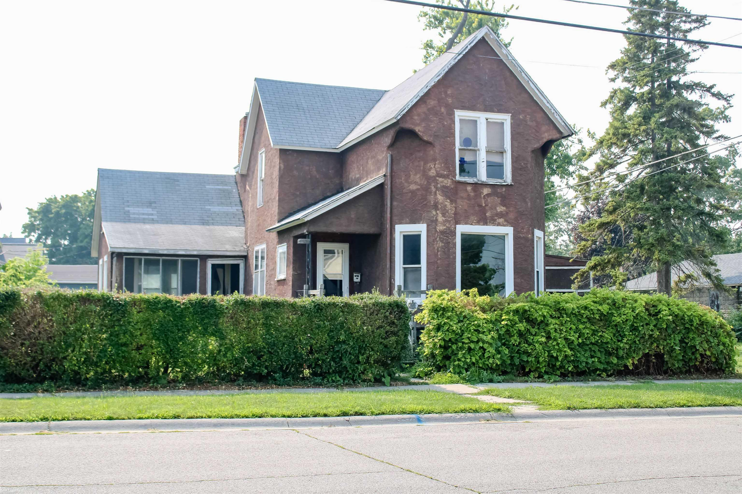 443 11th Street, Port Huron, MI 48060 — Photo 2