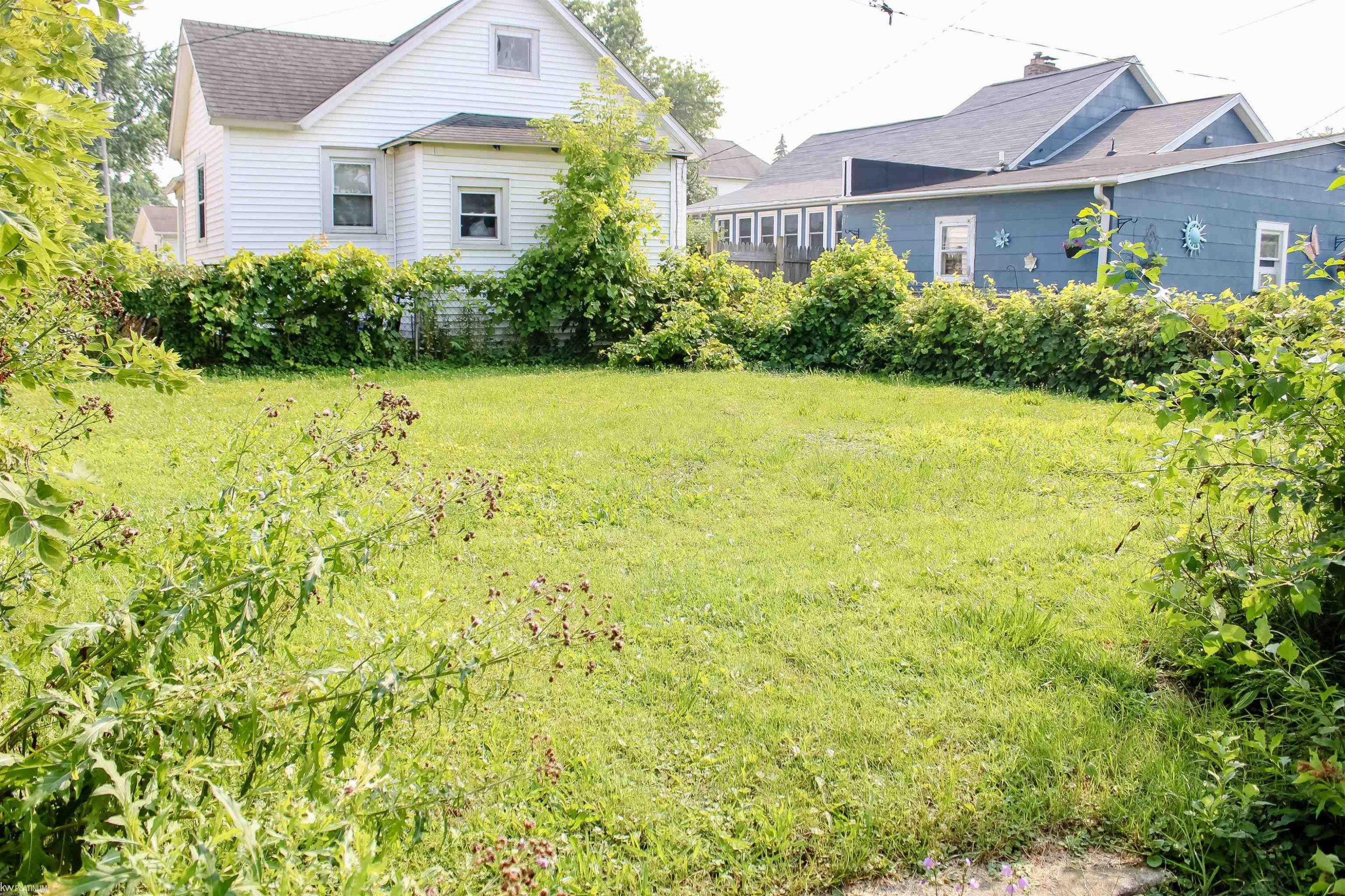 443 11th Street, Port Huron, MI 48060 — Photo 8