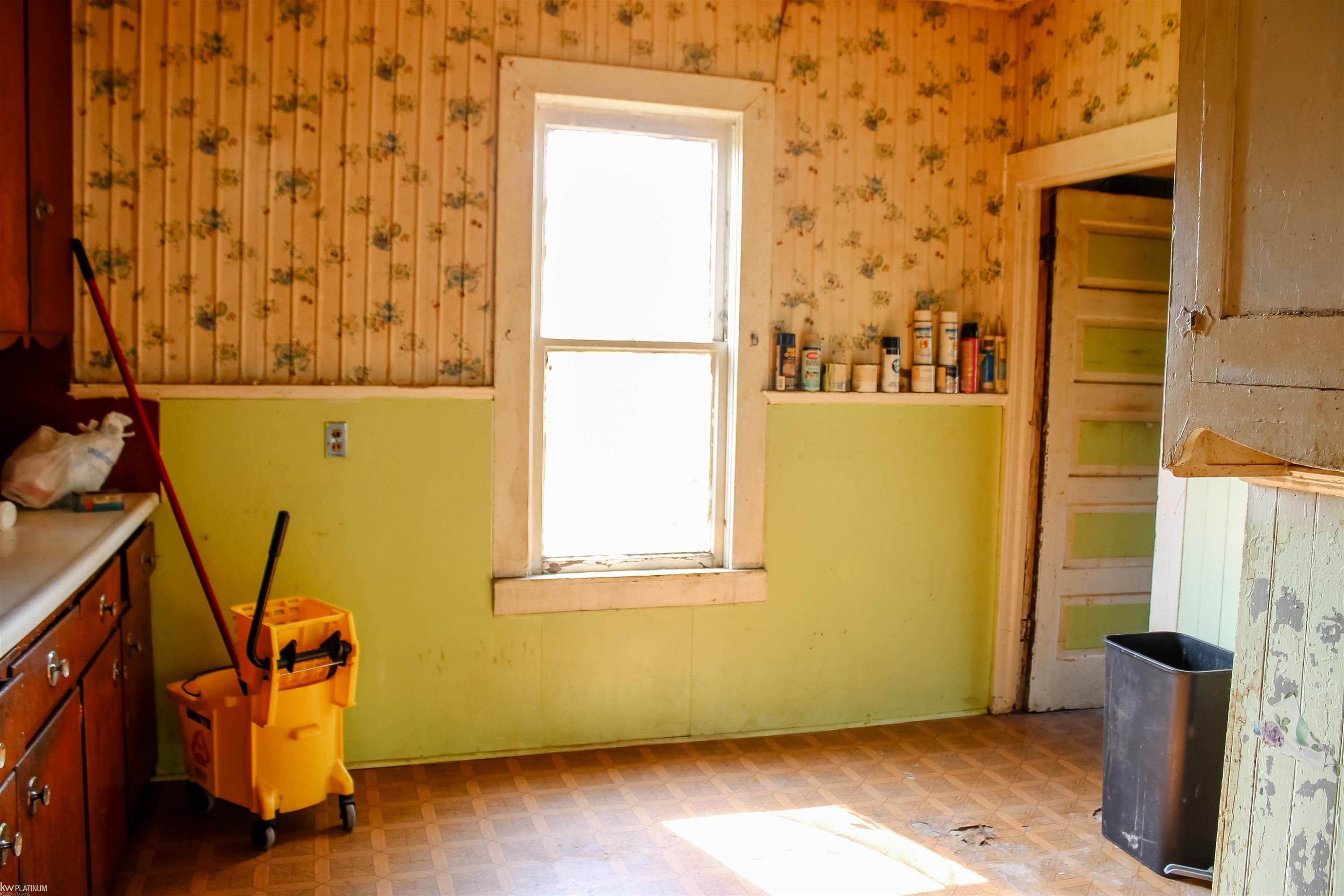 443 11th Street, Port Huron, MI 48060 — Photo 18