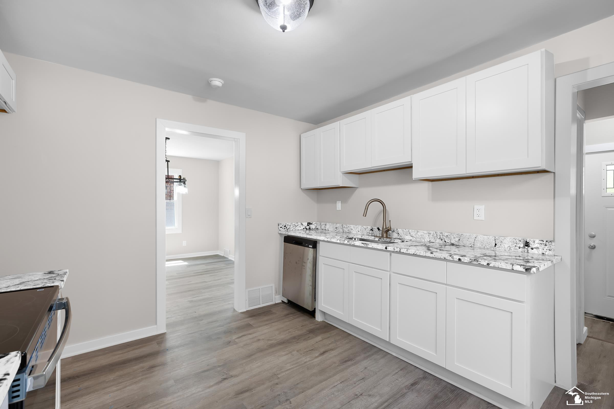 5960 Bishop Street, Detroit, MI 48224 — Photo 18