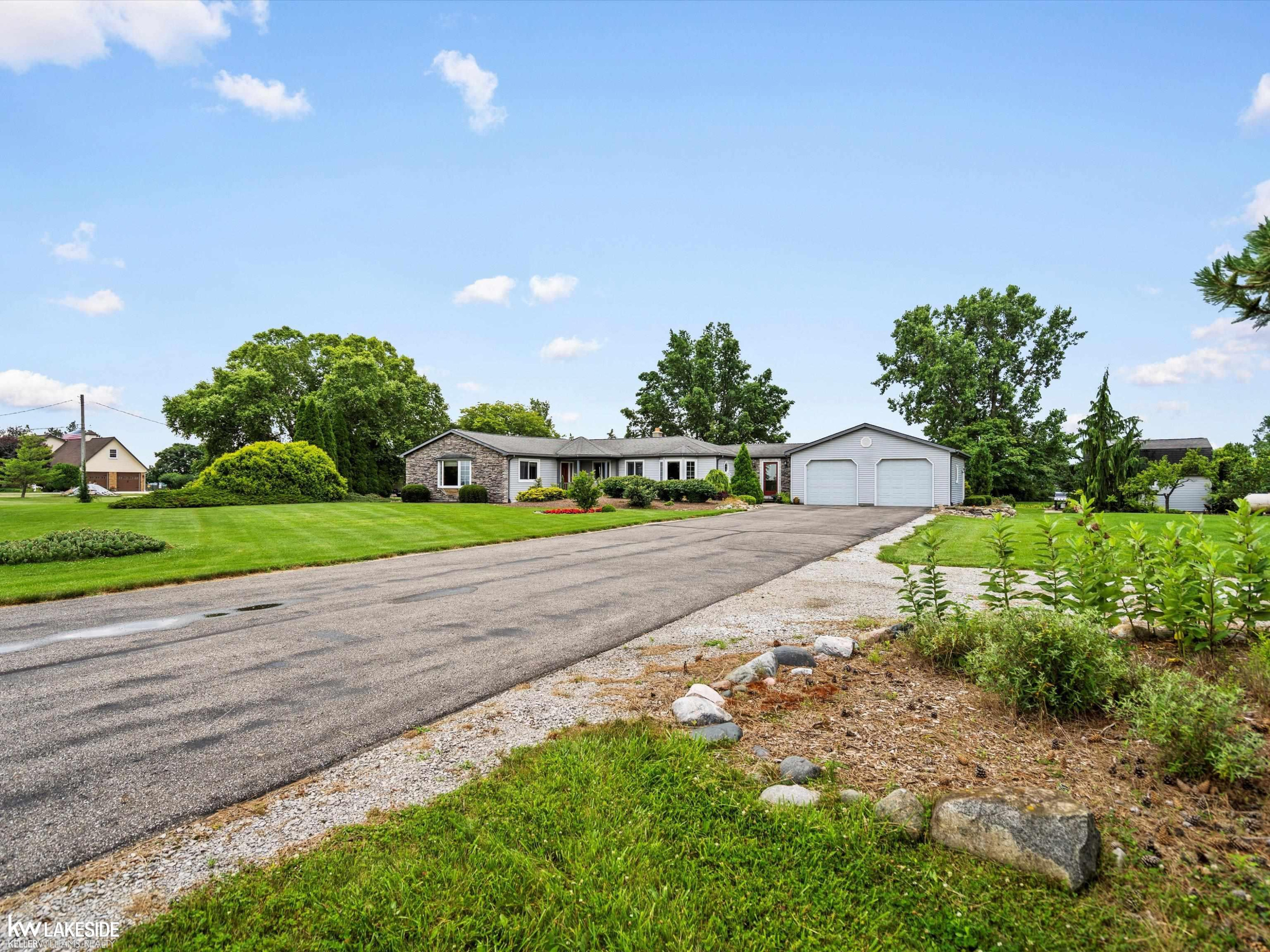 27550 School Section Road, Richmond, MI 48062 — Photo 39